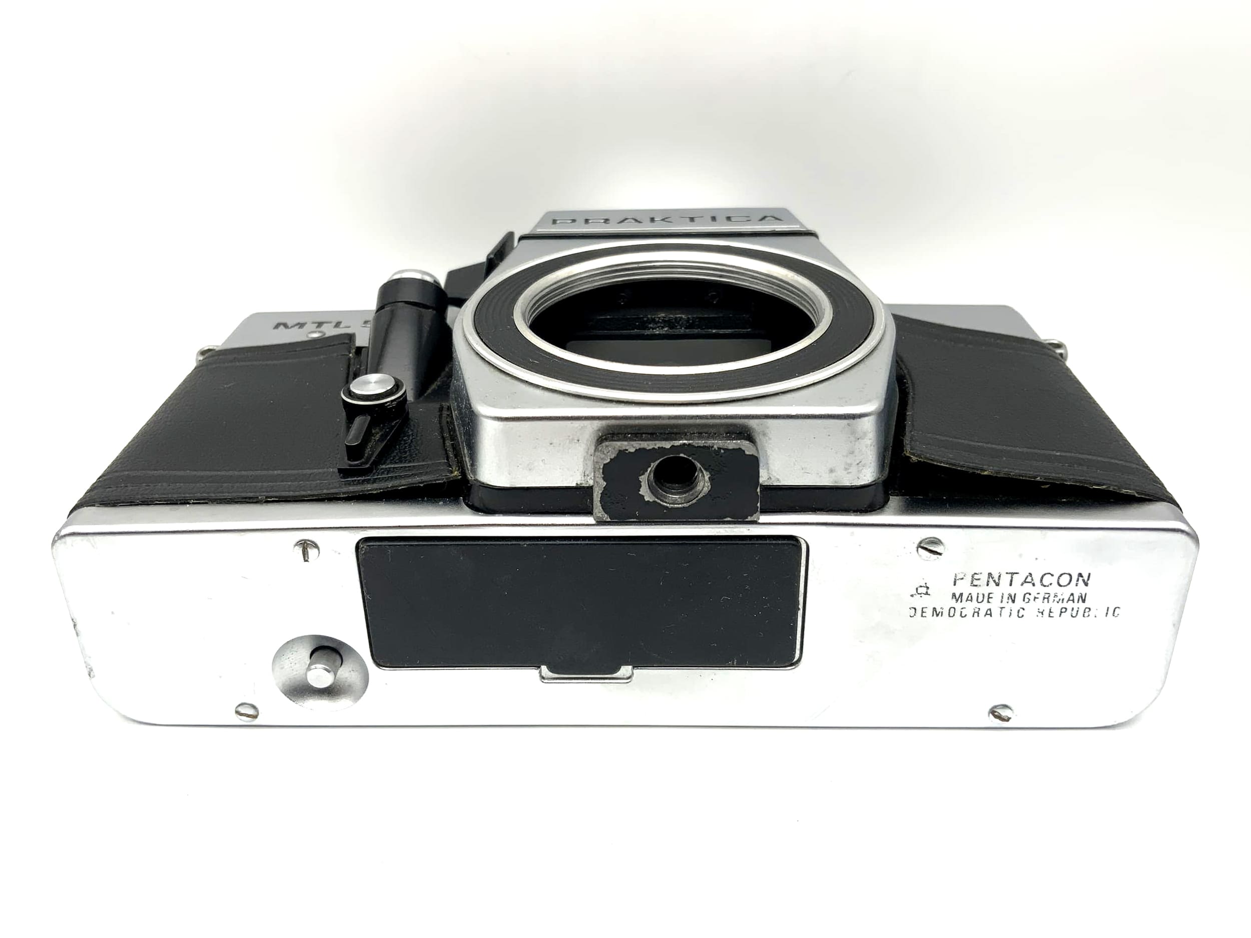 Praktica MTL 50 35mm SLR camera analog Pentacon (M42) !Light meter defective!