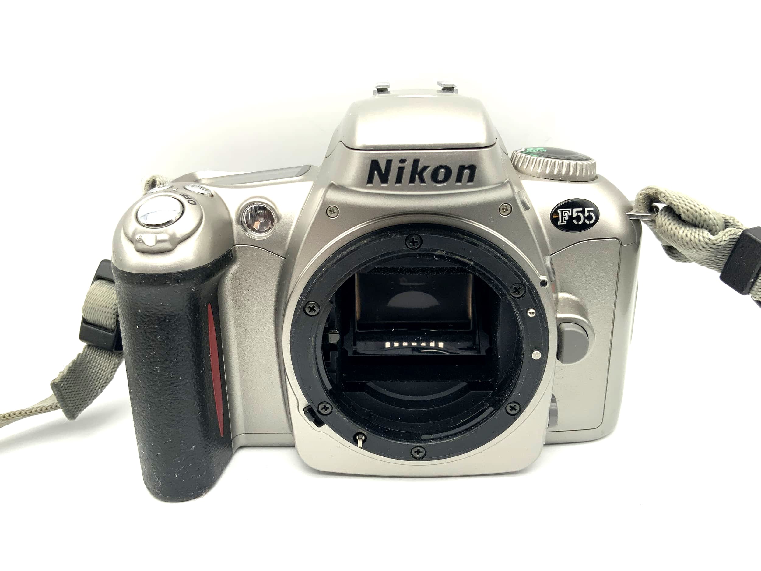 Nikon F55 35mm SLR analog body (Nikon AF)