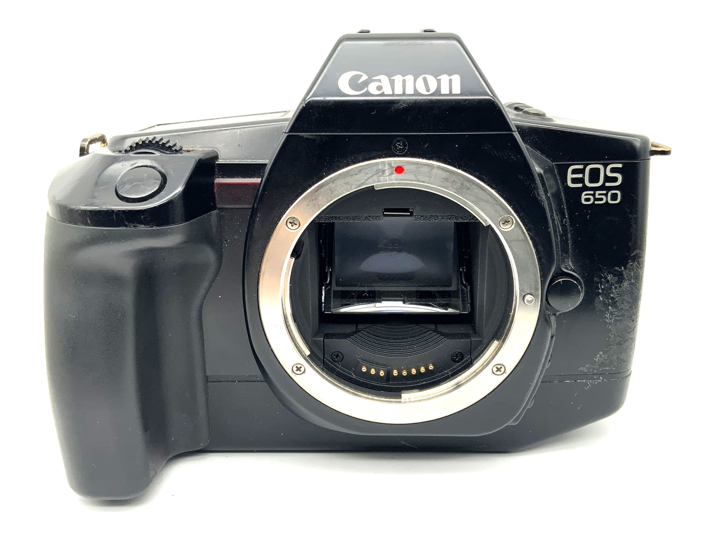 Canon EOS 650 35mm SLR analog camera body (Canon EF)