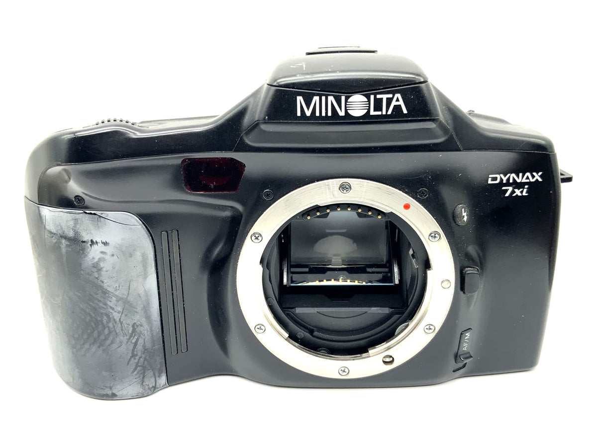 Minolta Dynax 7xi 35mm SLR camera, analog Sony A body (Minolta AF)