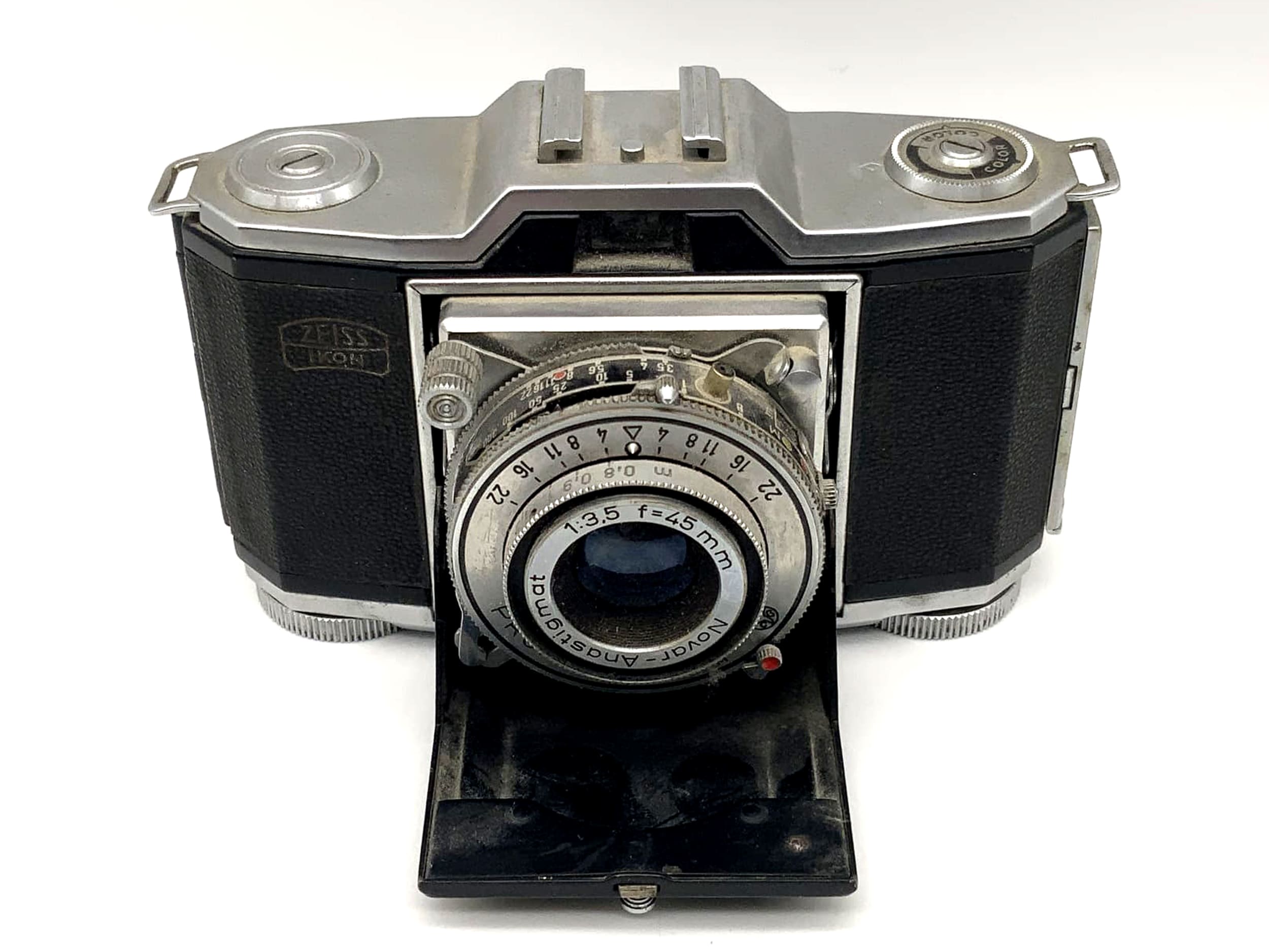 Zeiss Ikon Ikonta 522/24 folding camera Novar Anastigmat 1:3.5 f=45mm Prontor-SV