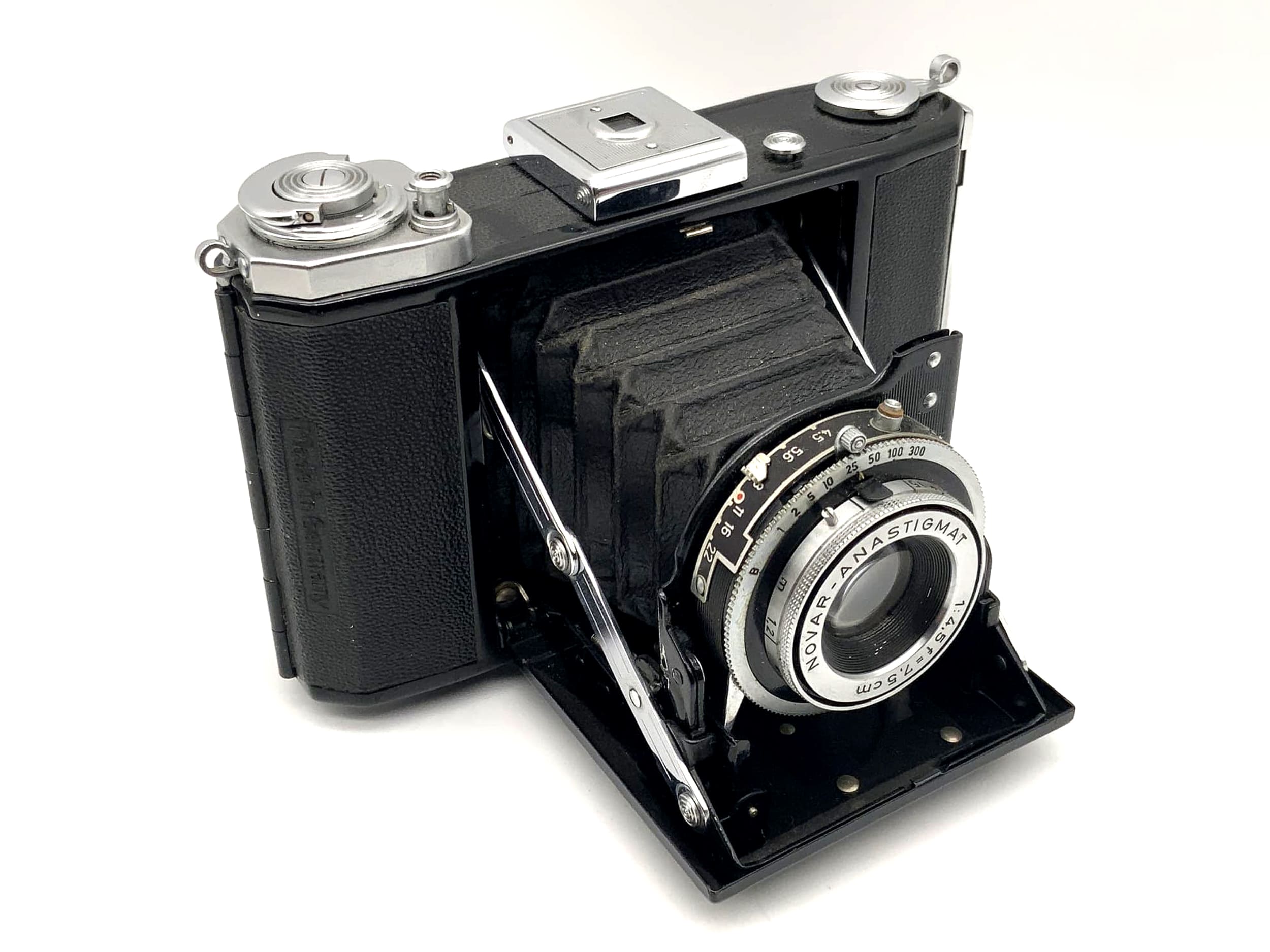 Zeiss Ikon Ikonta 521/16 folding camera Novar Anastigmat 1:4.5 f=7.5cm Prontor-S