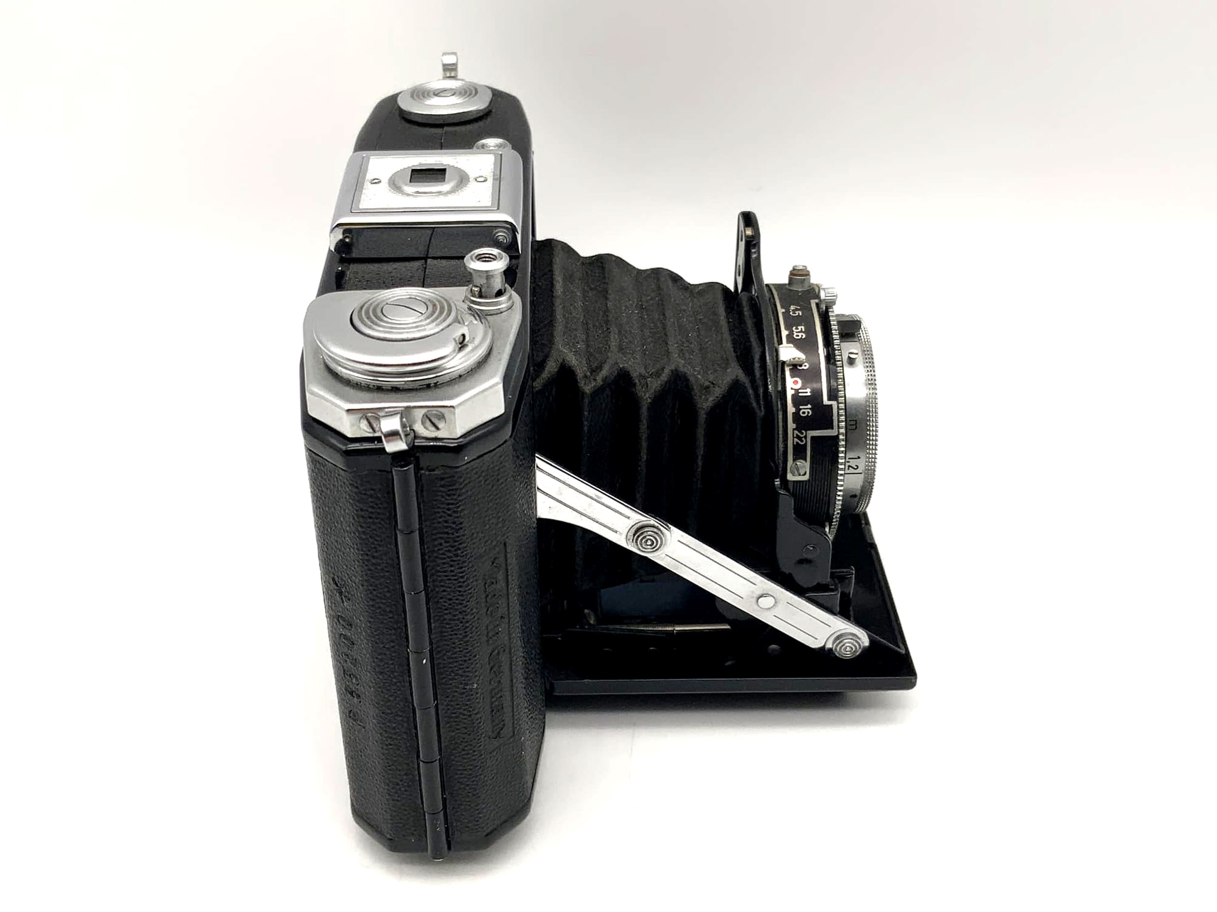 Zeiss Ikon Ikonta 521/16 folding camera Novar Anastigmat 1:4.5 f=7.5cm Prontor-S