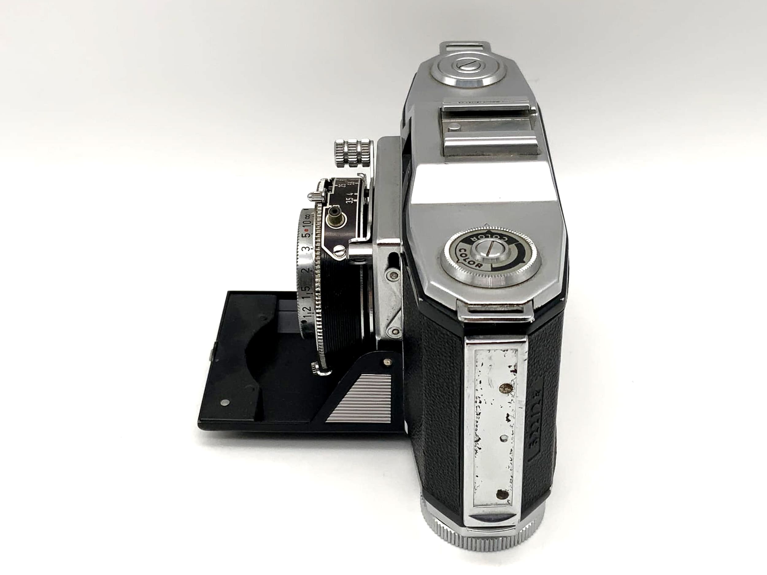 Zeiss Ikon Contina 522/24 folding camera with Novar Anastigmat 1:3.5 f=45mm Pronto