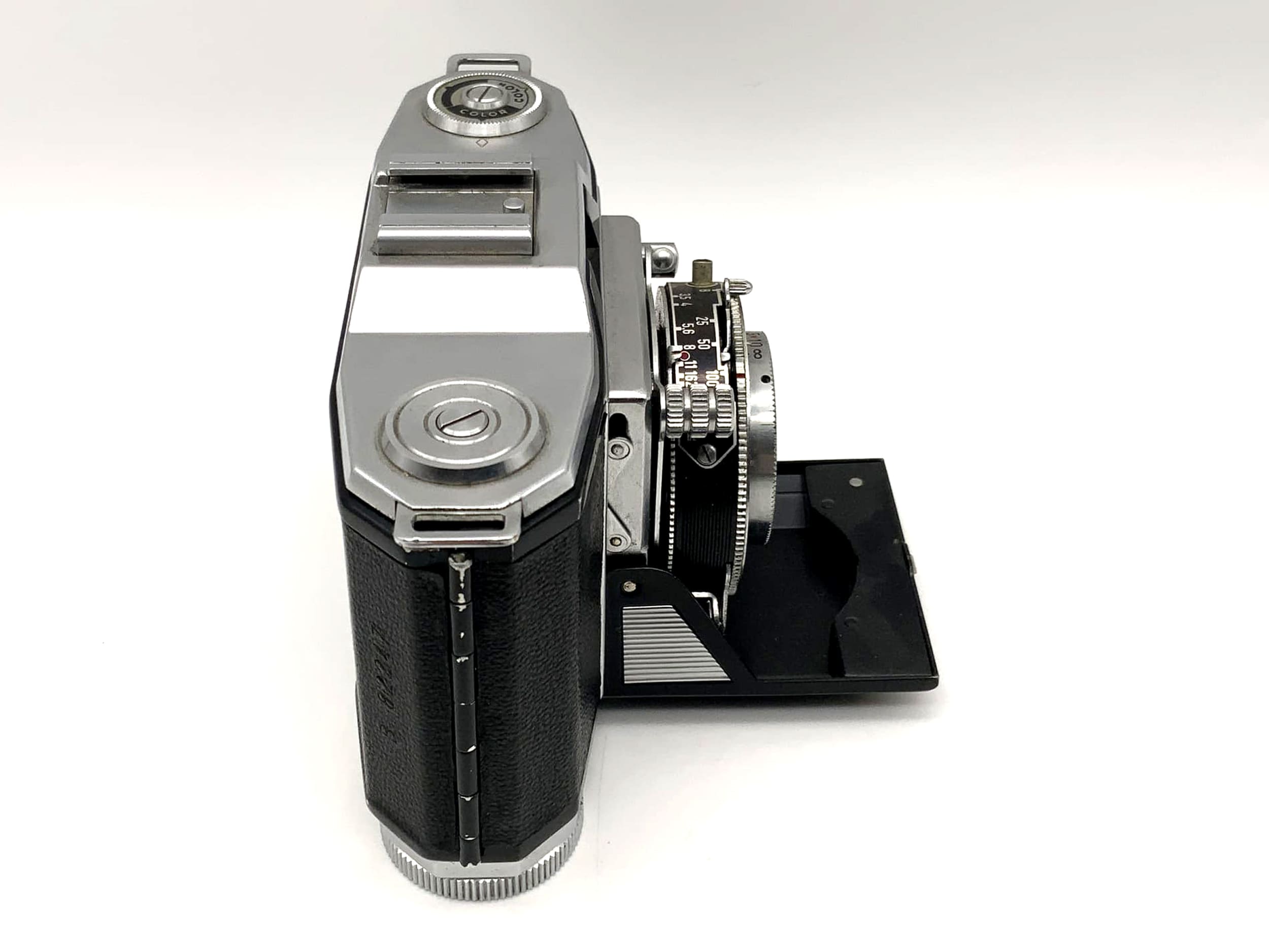 Zeiss Ikon Contina 522/24 folding camera with Novar Anastigmat 1:3.5 f=45mm Pronto