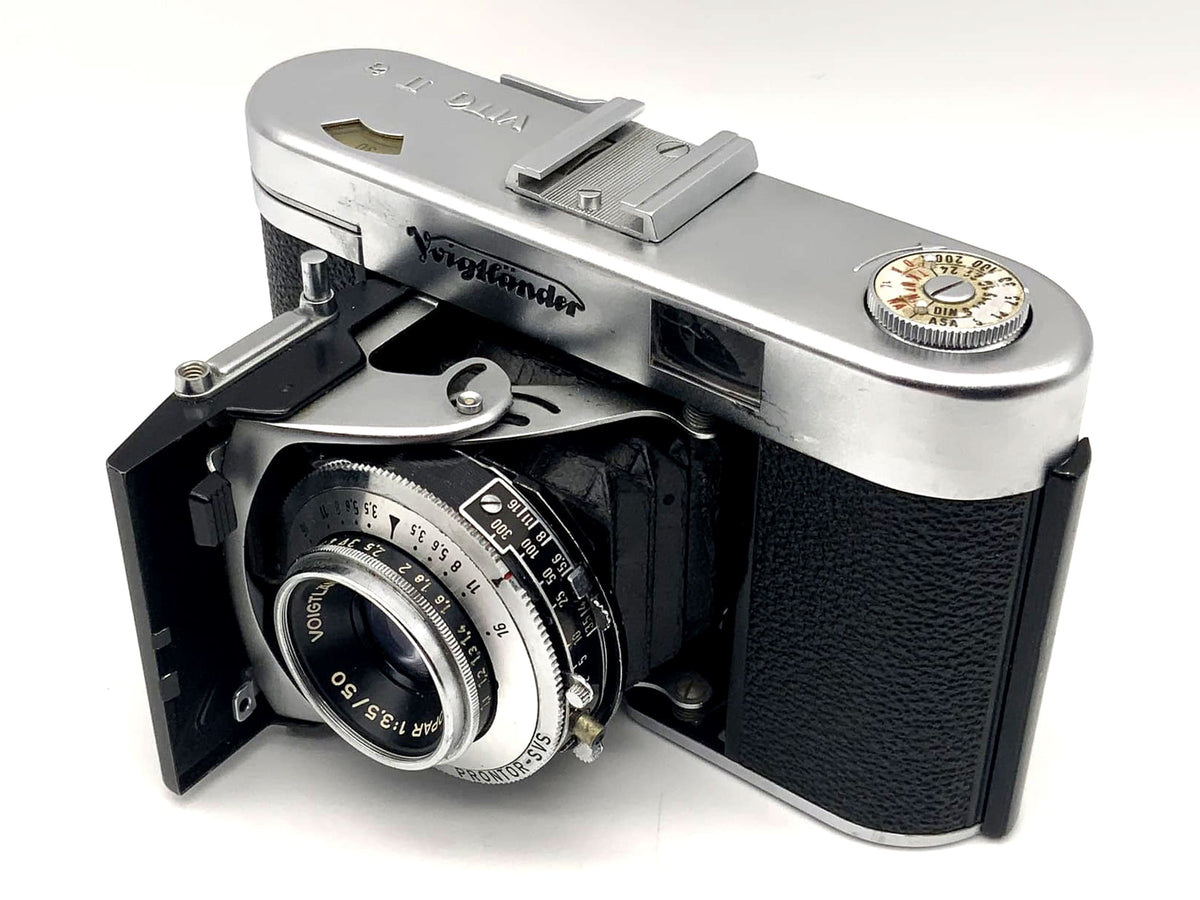 Voigtländer Vito IIa folding camera with Color-Skopar 1:3.5/50 Prontor-SVS
