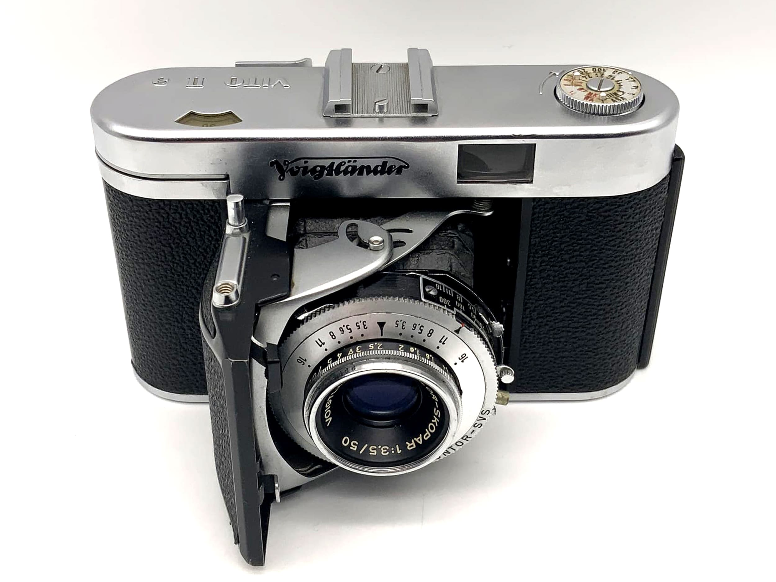 Voigtländer Vito IIa folding camera with Color-Skopar 1:3.5/50 Prontor-SVS