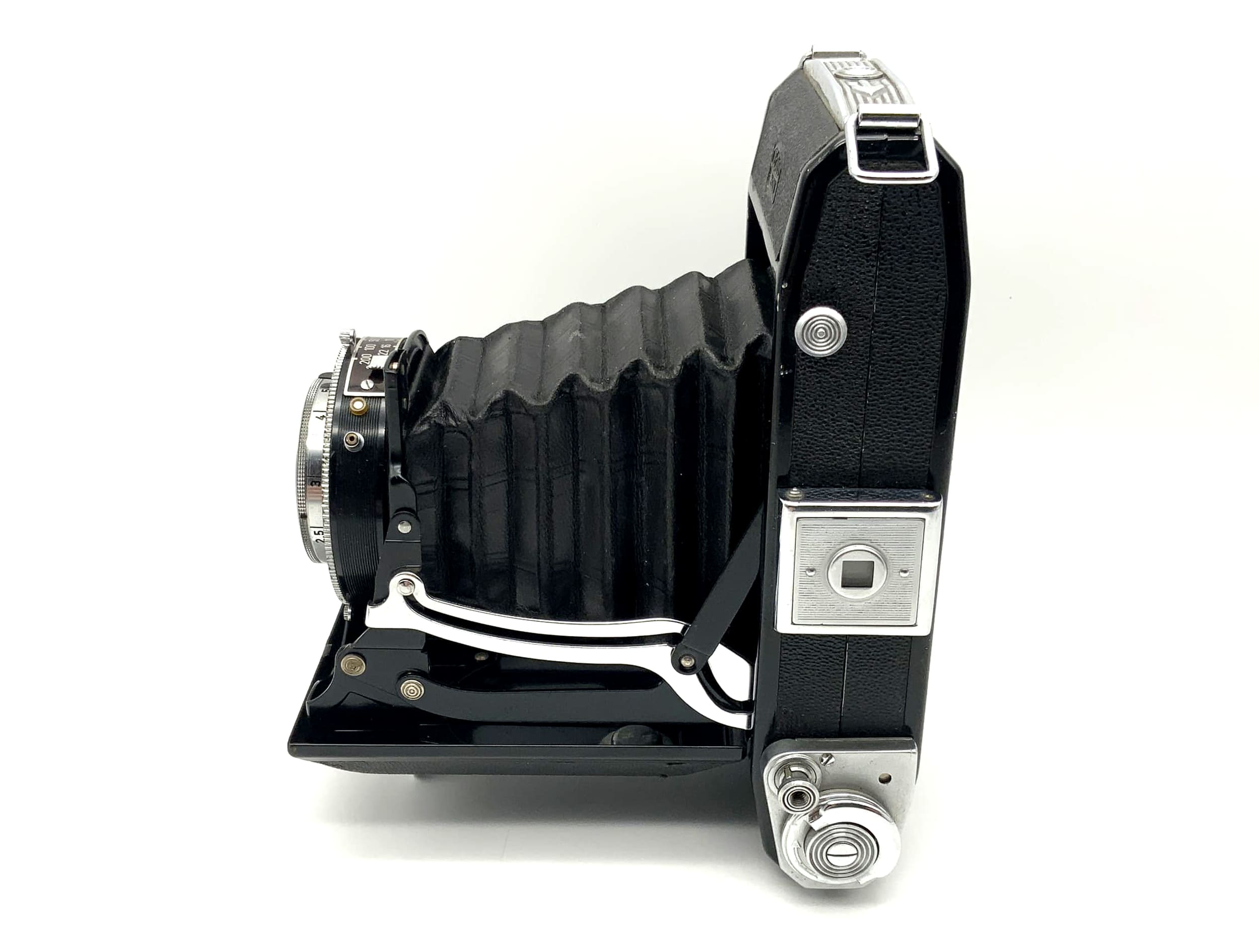 Zeiss Ikon Ercona folding camera with Novar Anastigmat 1:4.5 f=10.5cm Pronto