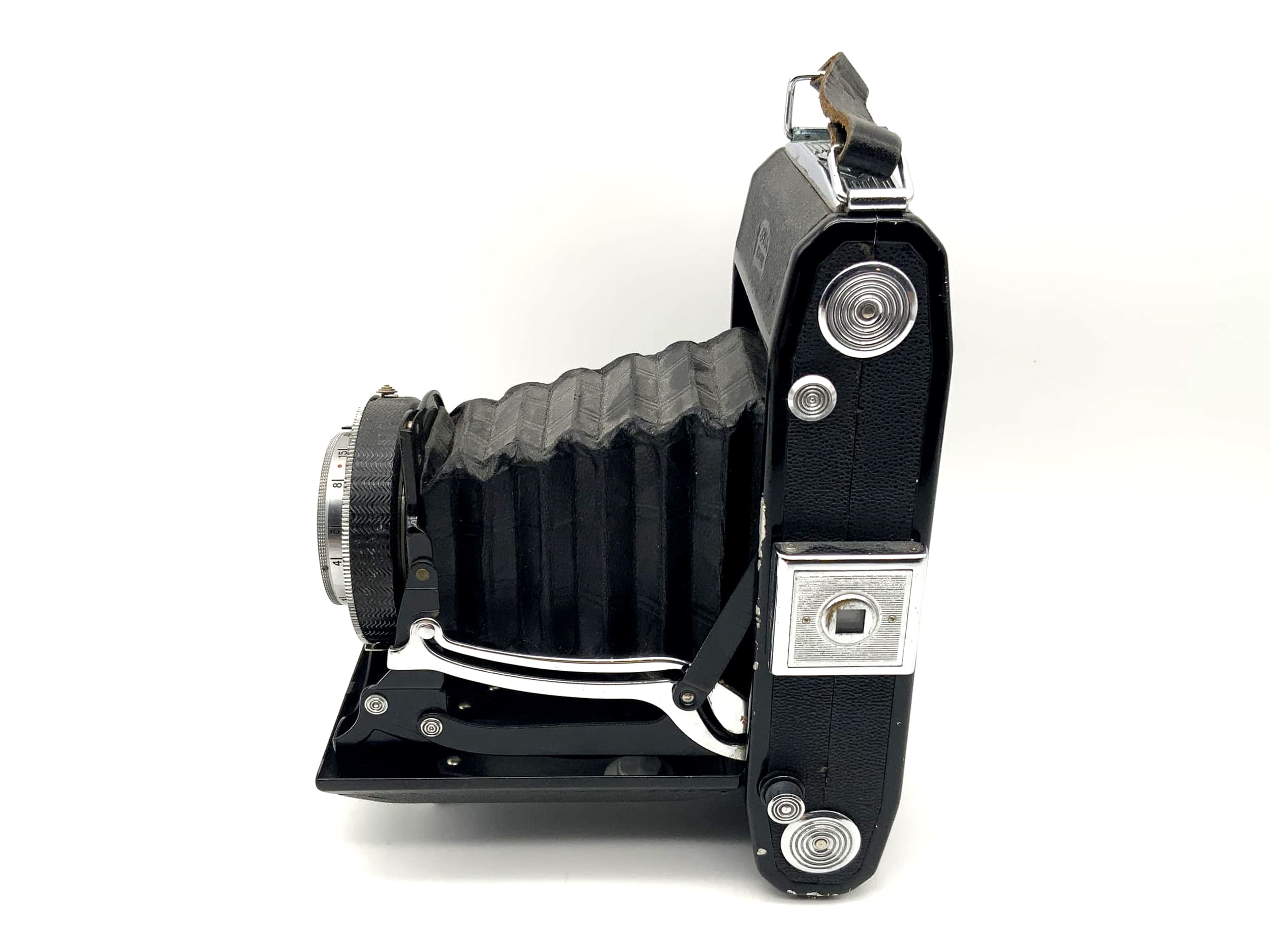 Zeiss Ikon Nettar 515/2 folding camera with Novar Anastigmat 1:4.5 f=11cm Compur