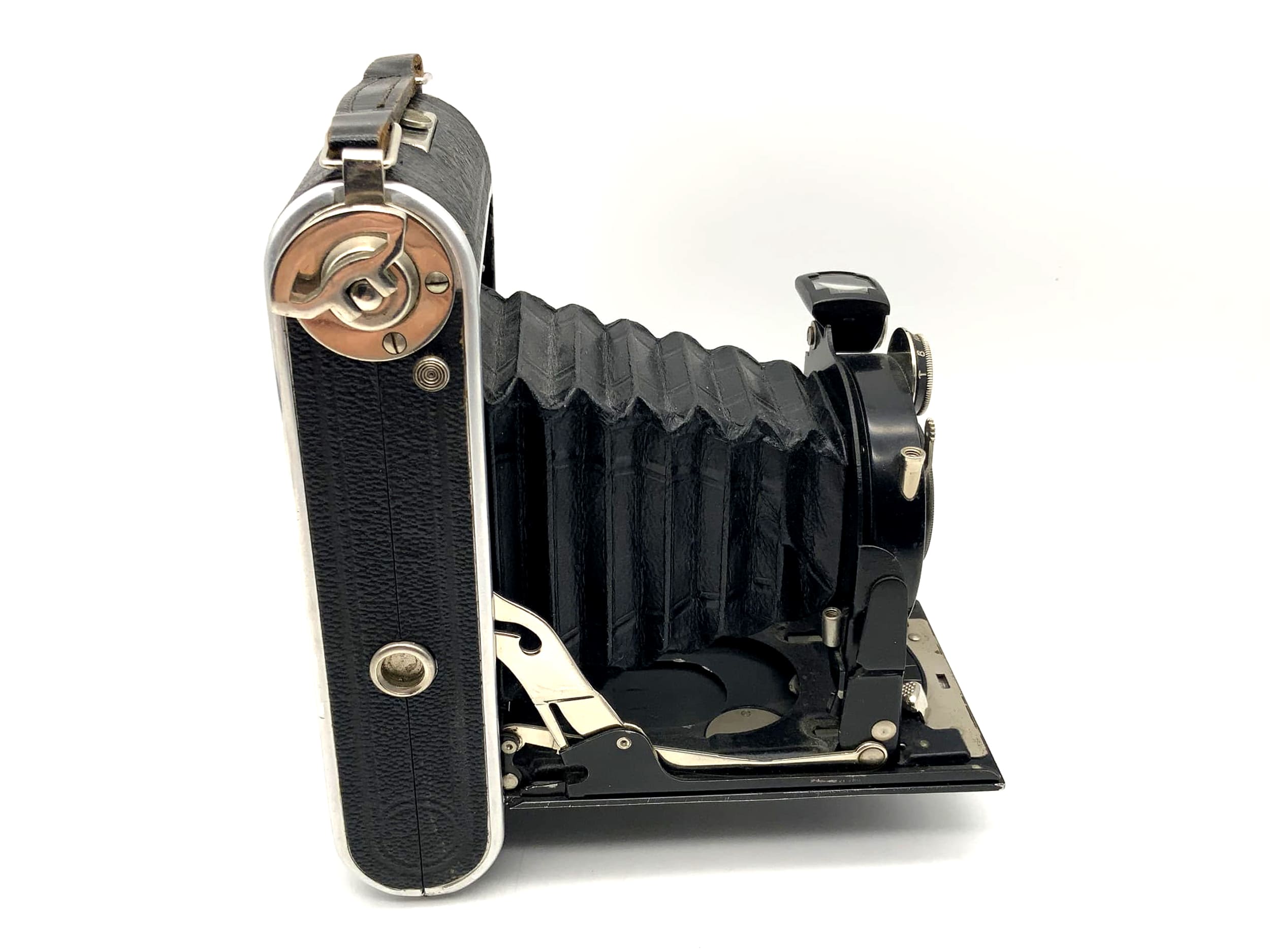 Welta Perle folding camera with Rodenstock Trinar Anastigmat 1:4.5 f=10.5cm