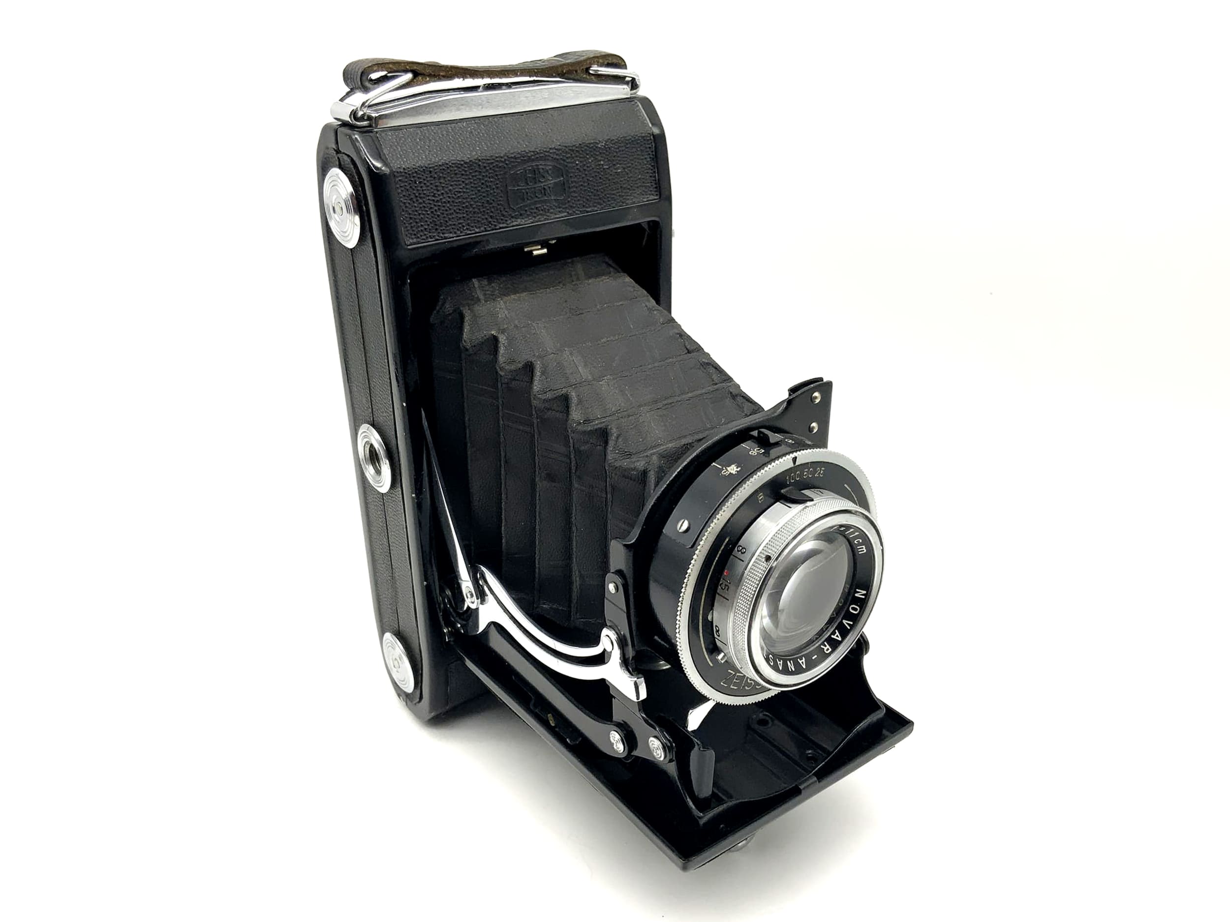 Zeiss Ikon Ercona folding camera with Novar Anastigmat 1:4.5 f=11cm