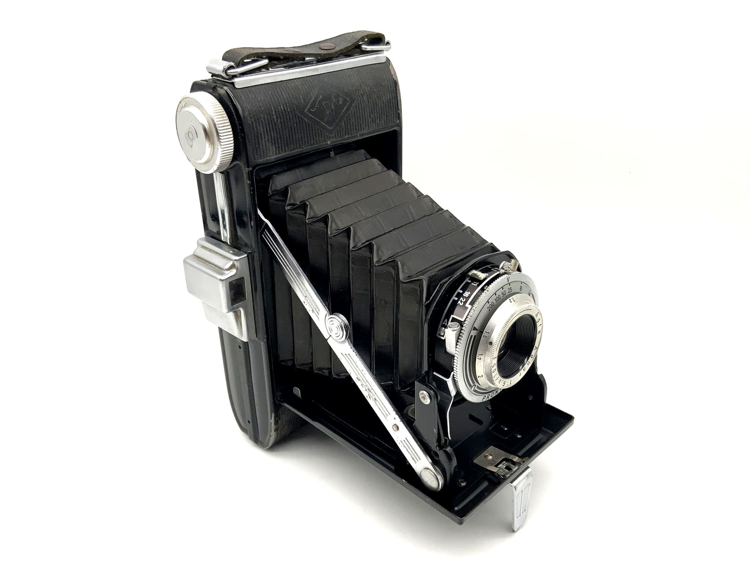 Agfa Billy I folding camera with Agnar 1:6.3 / 105 Pronto