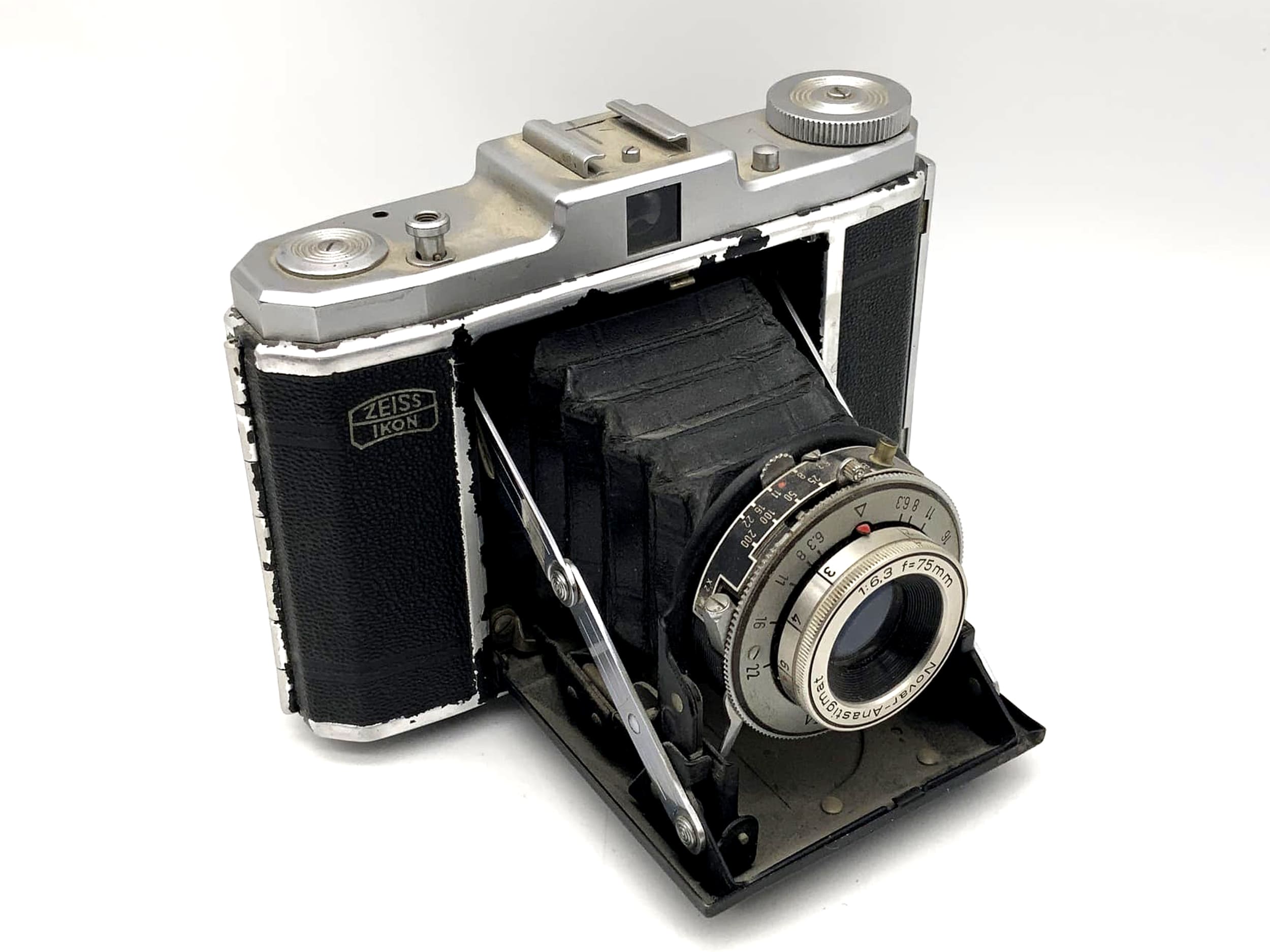 Zeiss Ikon Nettar 518/16 folding camera with Novar Anastigmat 1:6.3 f=75mm Vero