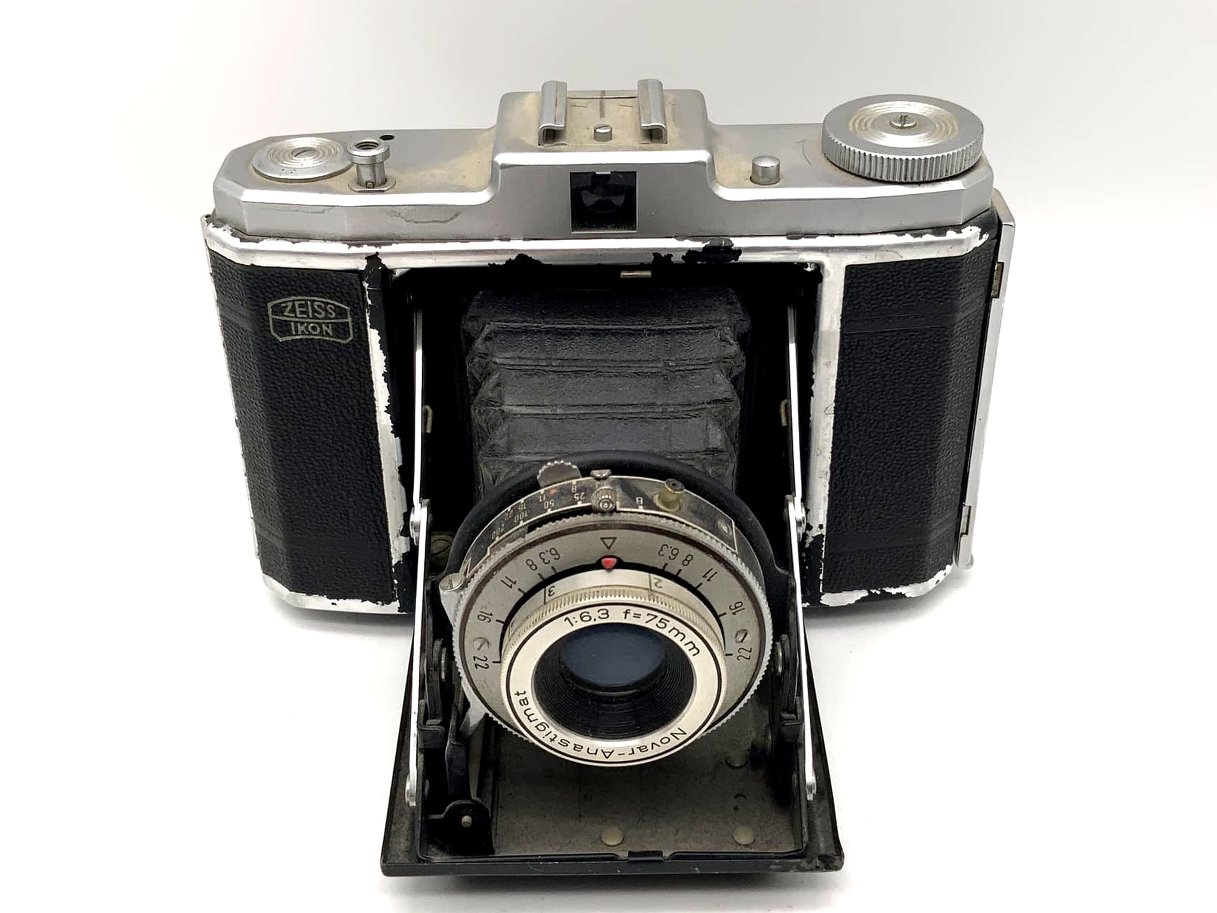 Zeiss Ikon Nettar 518/16 folding camera with Novar Anastigmat 1:6.3 f=75mm Vero