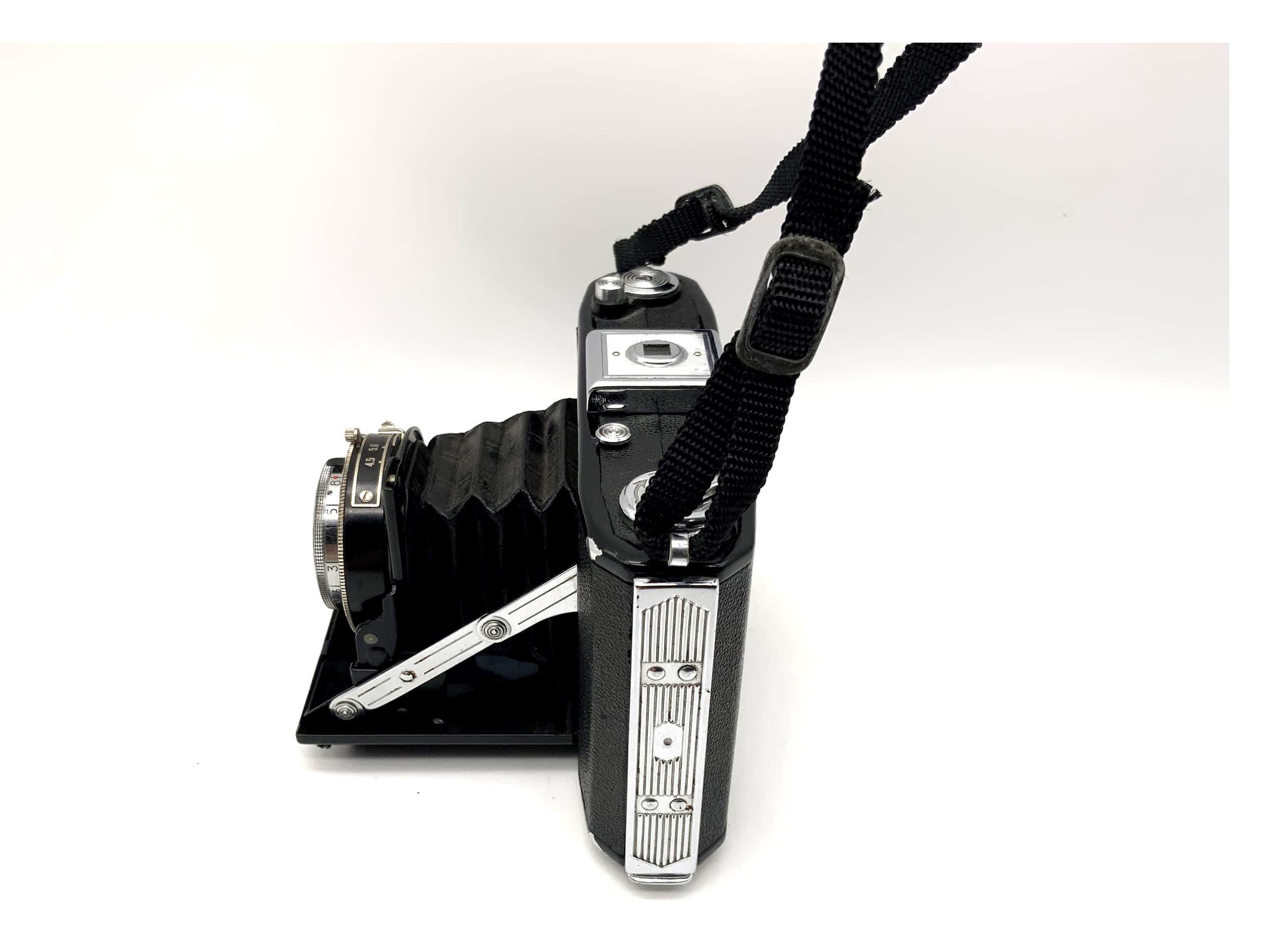 Zeiss Ikon Nettar 515/16 folding camera with Anastigmat 1:4.5 f=7.5cm