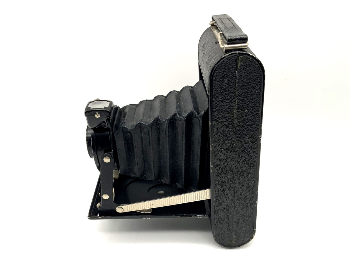 Kodak Junior 0 folding camera with tricopter