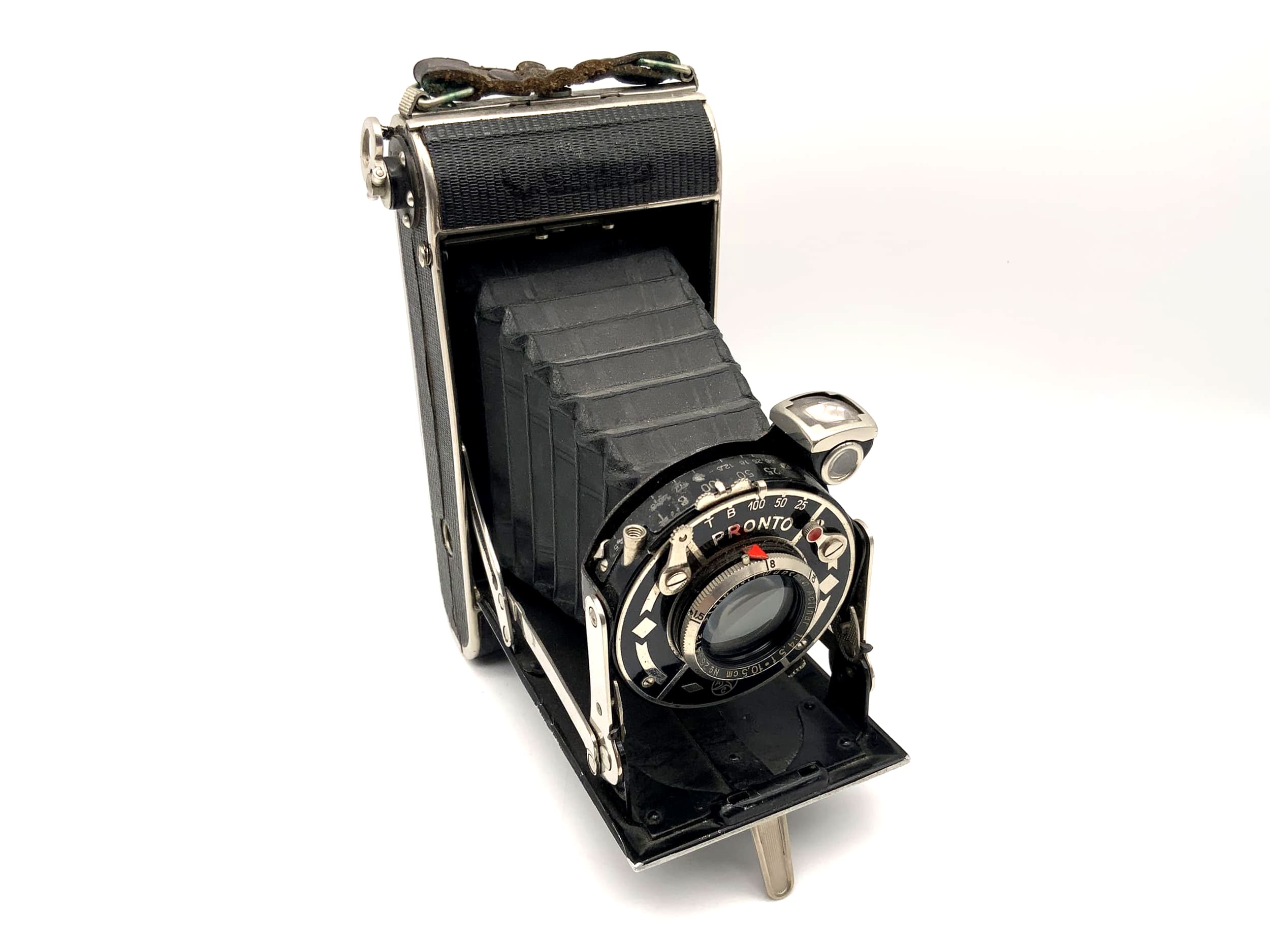 Certo Certix folding camera with Steinheil Munich Actinar 1:4.5 f=10.5cm Pronto