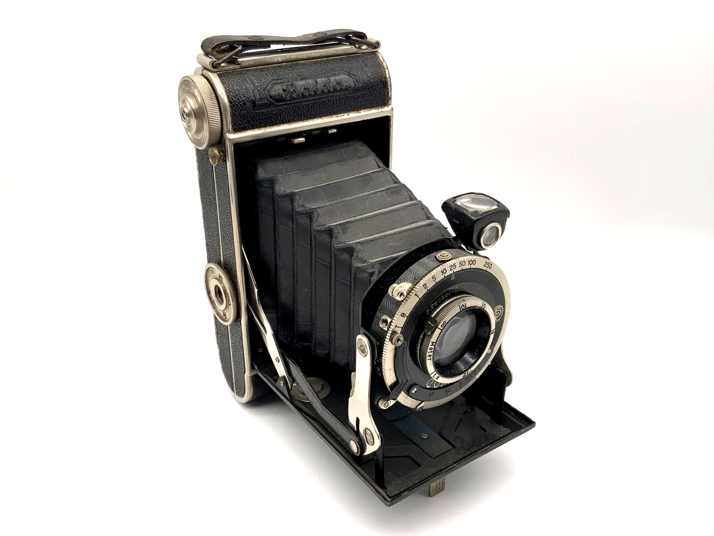 Balda Juwella folding camera Compur