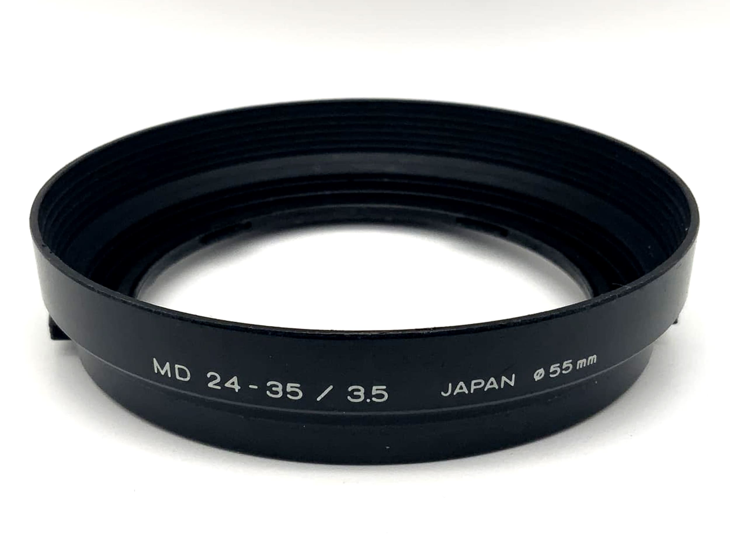Minolta MD 24-35 / 3.5 lens hood