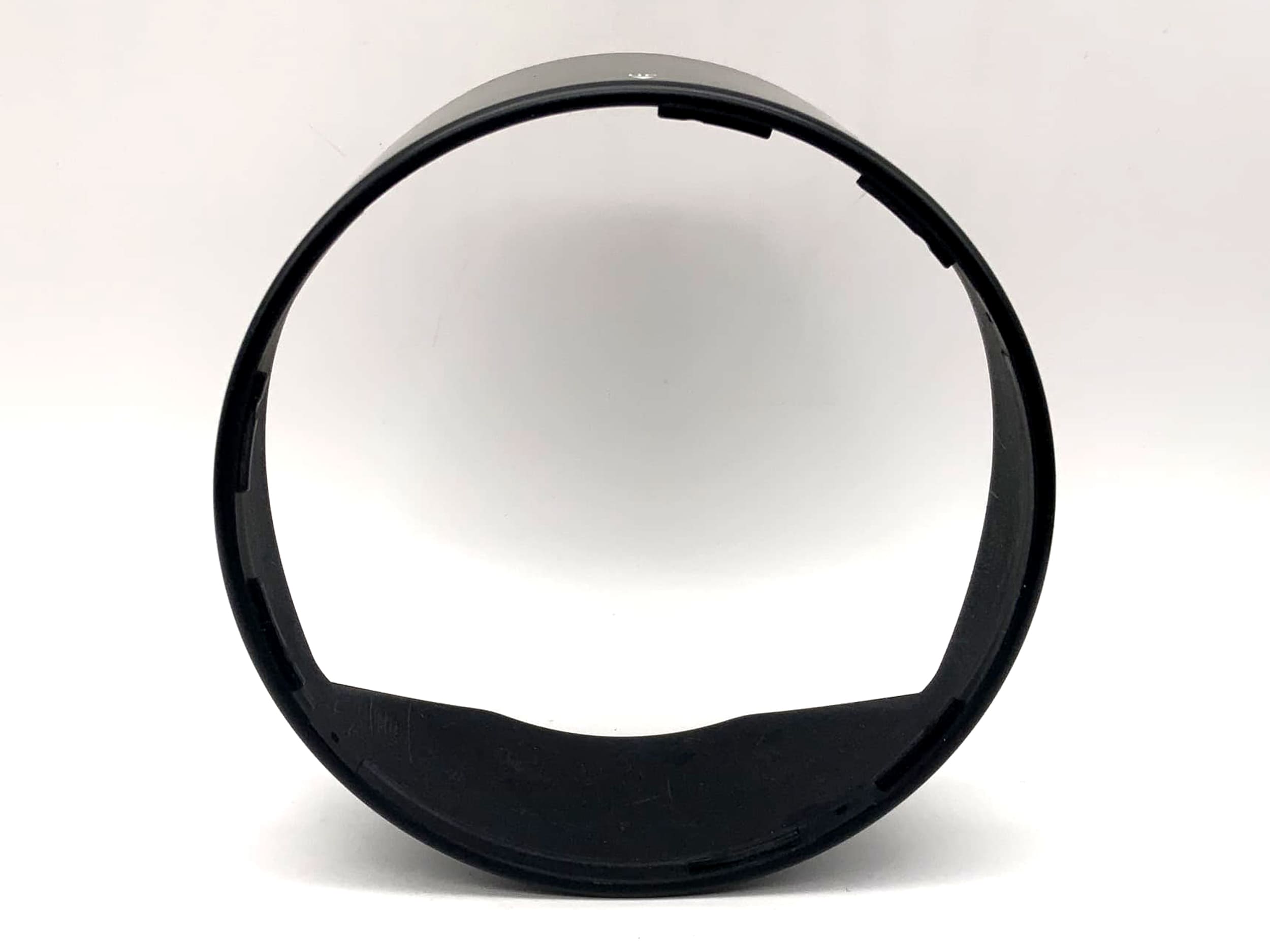 Sigma 770-03 lens hood, also for Sigma 28-105mm 2.8-4 lens hood.