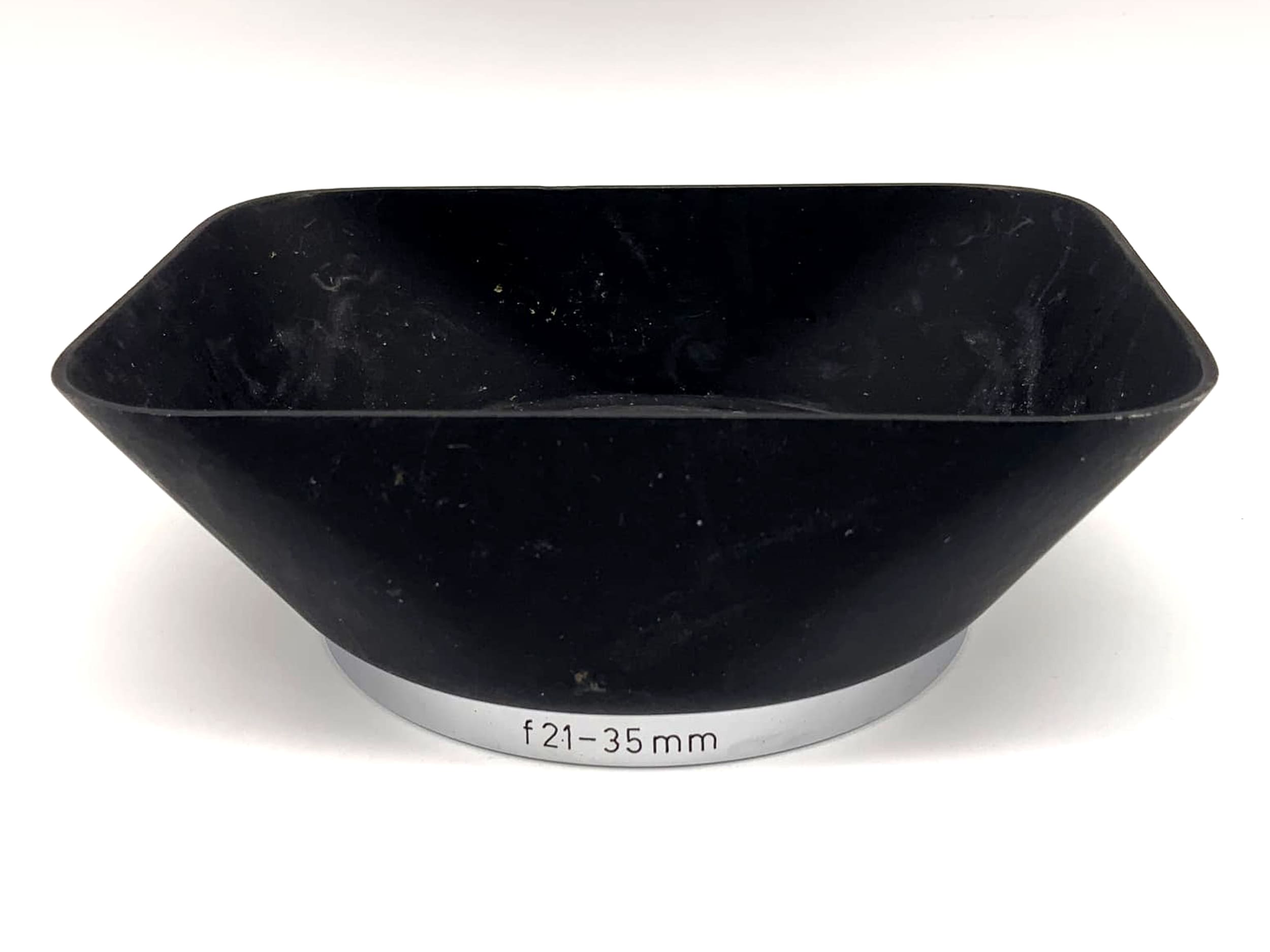 Zeiss Ikon B56 f 21-35mm lens hood, metal, black, for Contarex lens hood