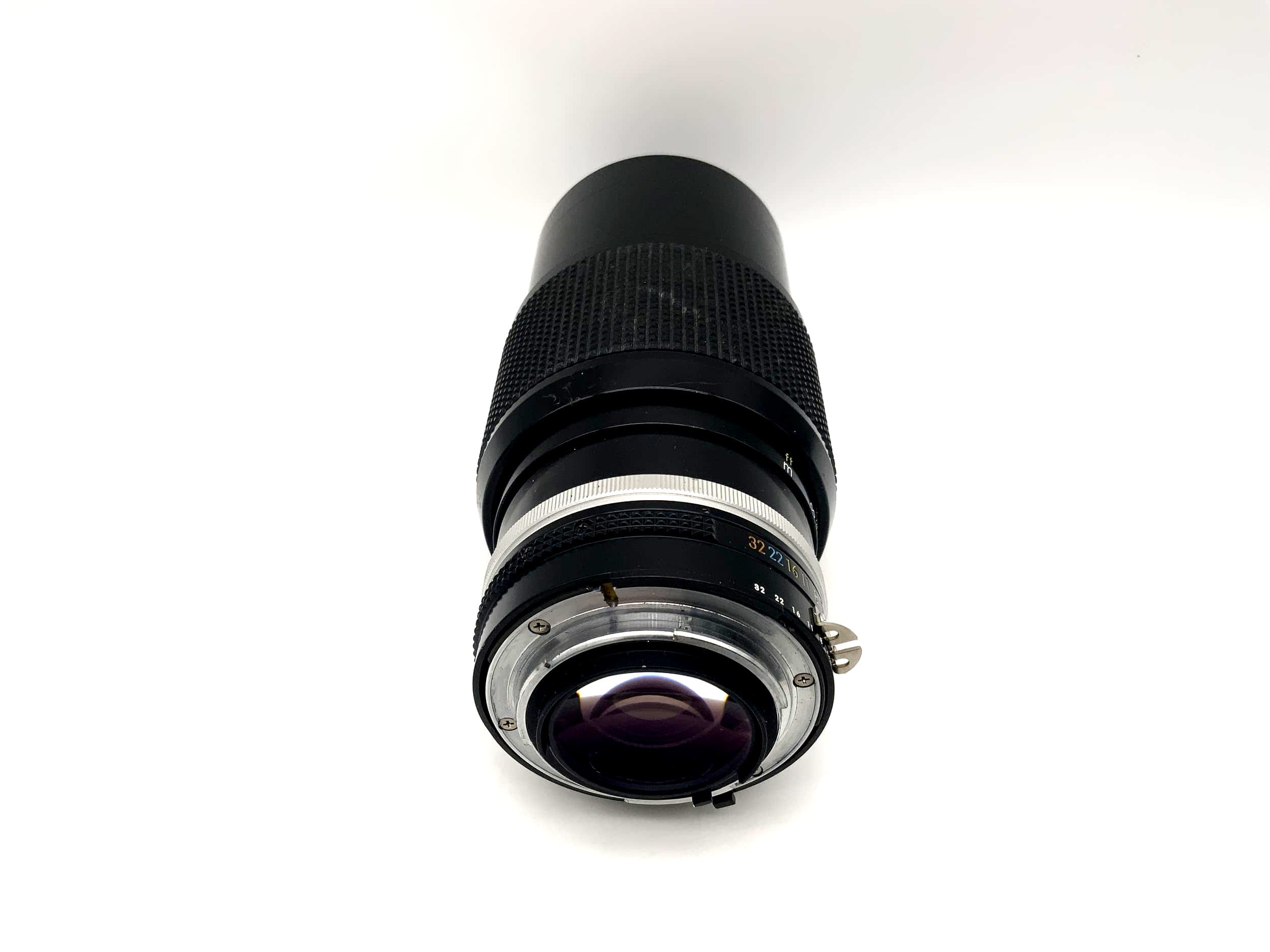 Nikon 80-200mm 1:4.5 Lens Zoom-Nikkor Ai-S Camera Camera Lens (Nikon F)