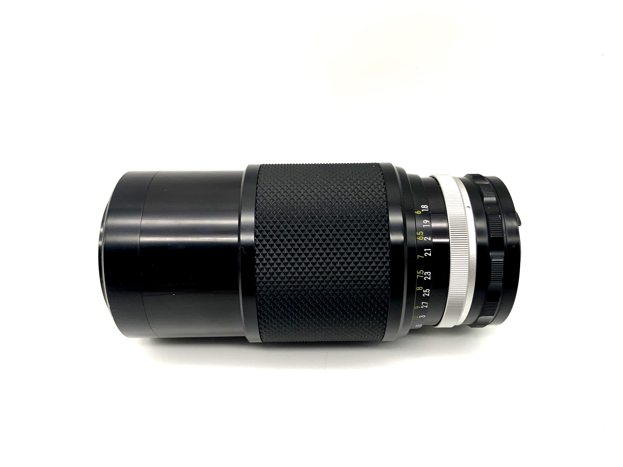 Nippon Kogaku 80-200mm 1:4.5 Lens Zoom-Nikkor Auto Camera Lens (Nikon F)