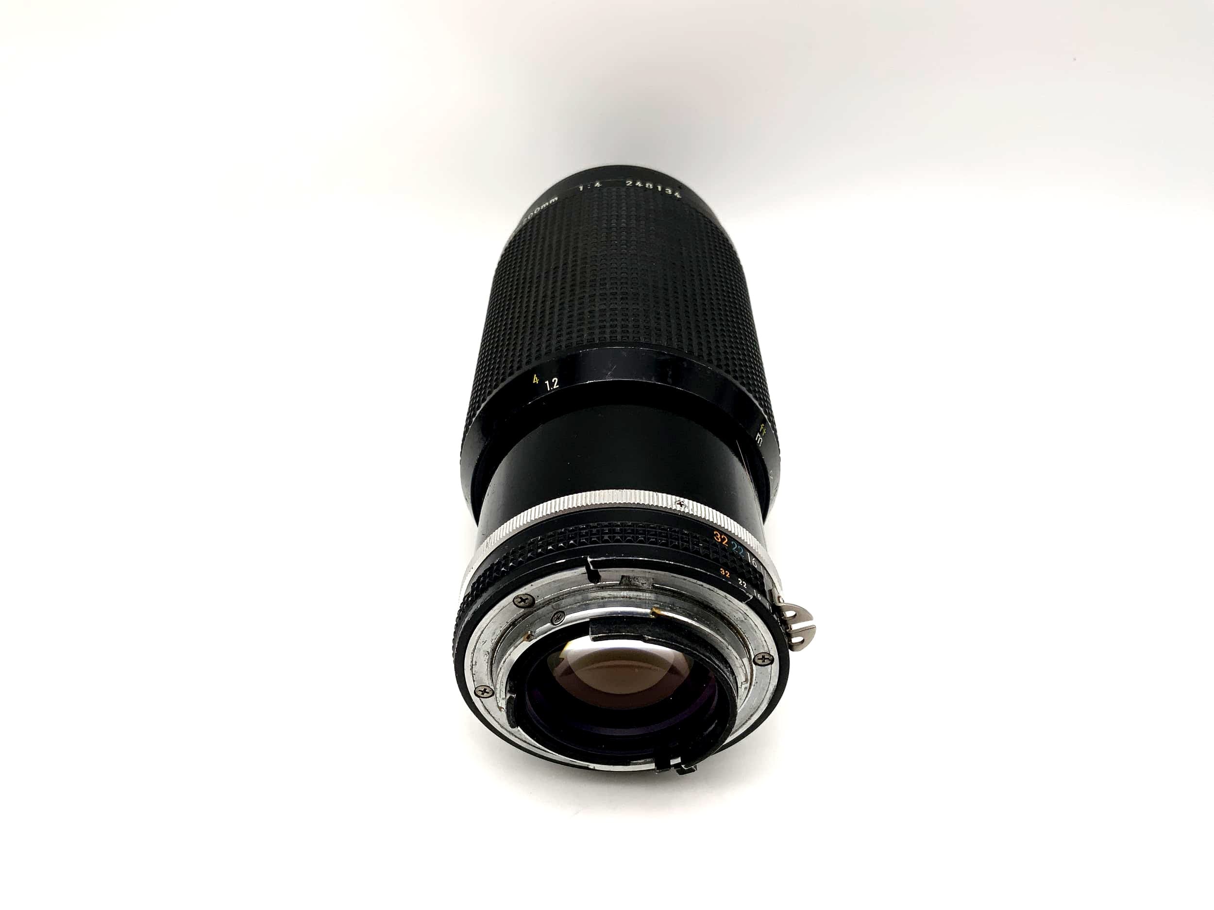 Nikon 80-200mm 1:4 Lens Ai-S Zoom-Nikkor Camera Lens (Nikon F)
