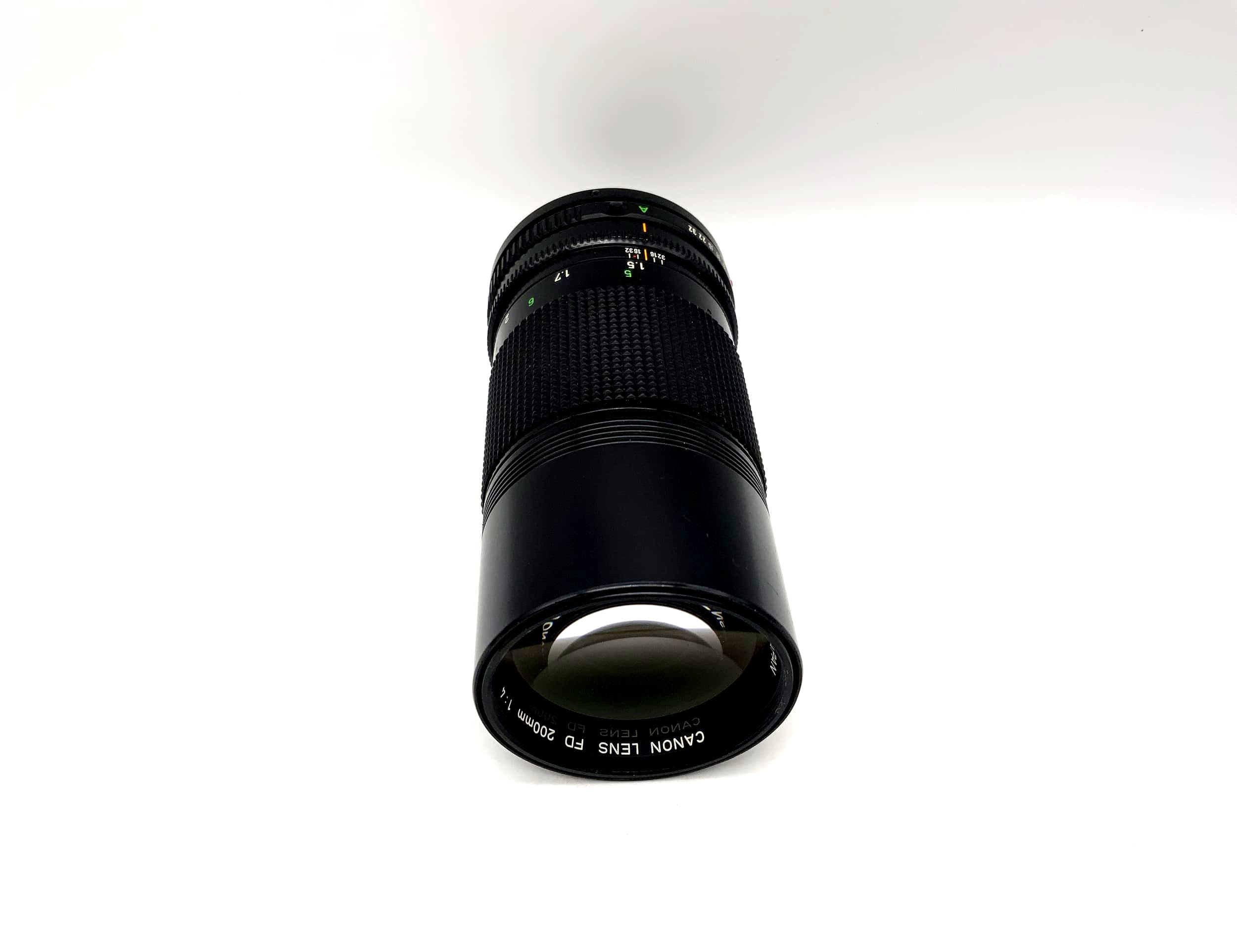 Canon 200mm 1:4 lens camera Camera Lens (Canon FD)