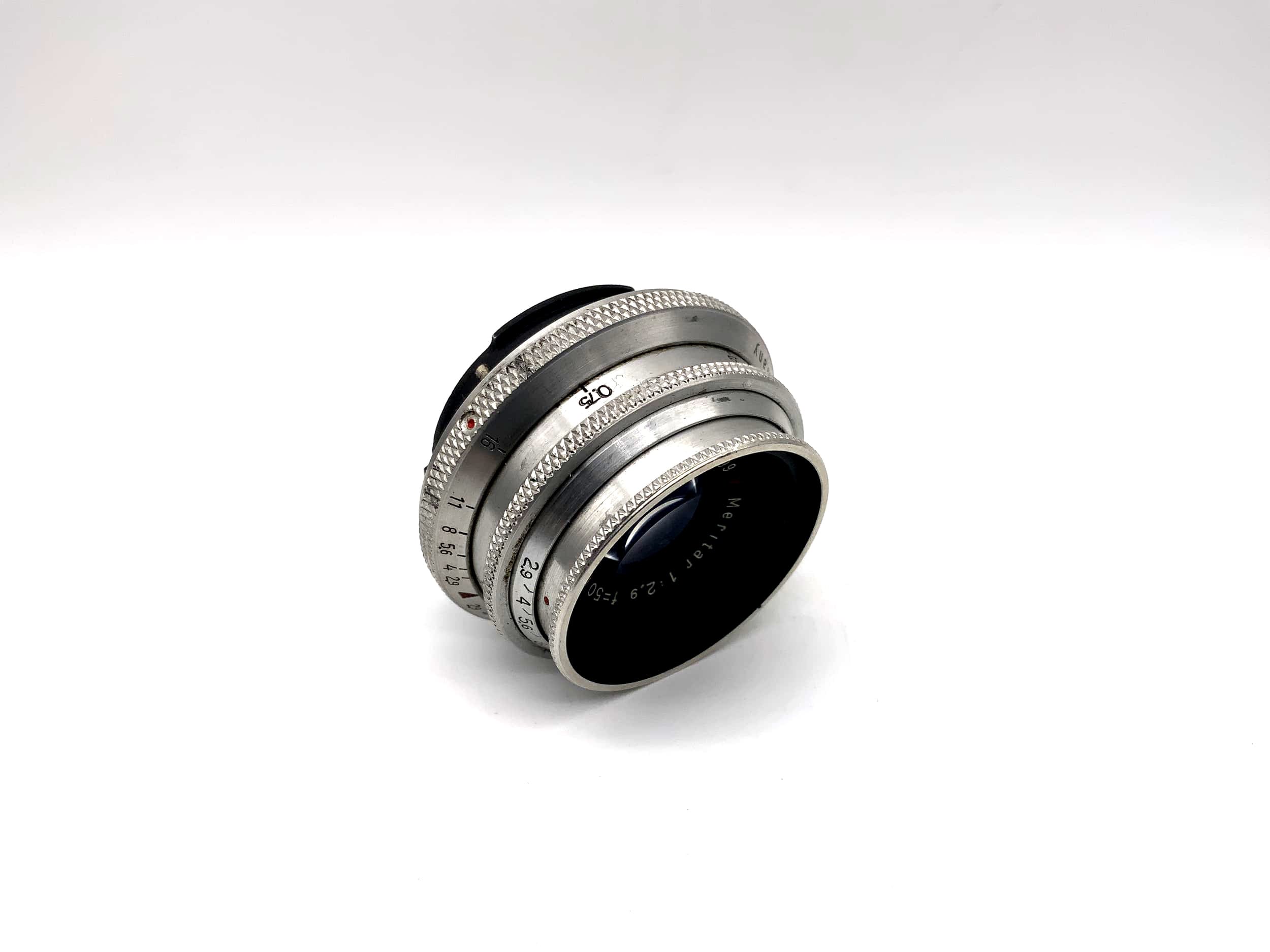 E. Ludwig 50mm 1:2.9 lens Meritar red V camera lens (Exa)