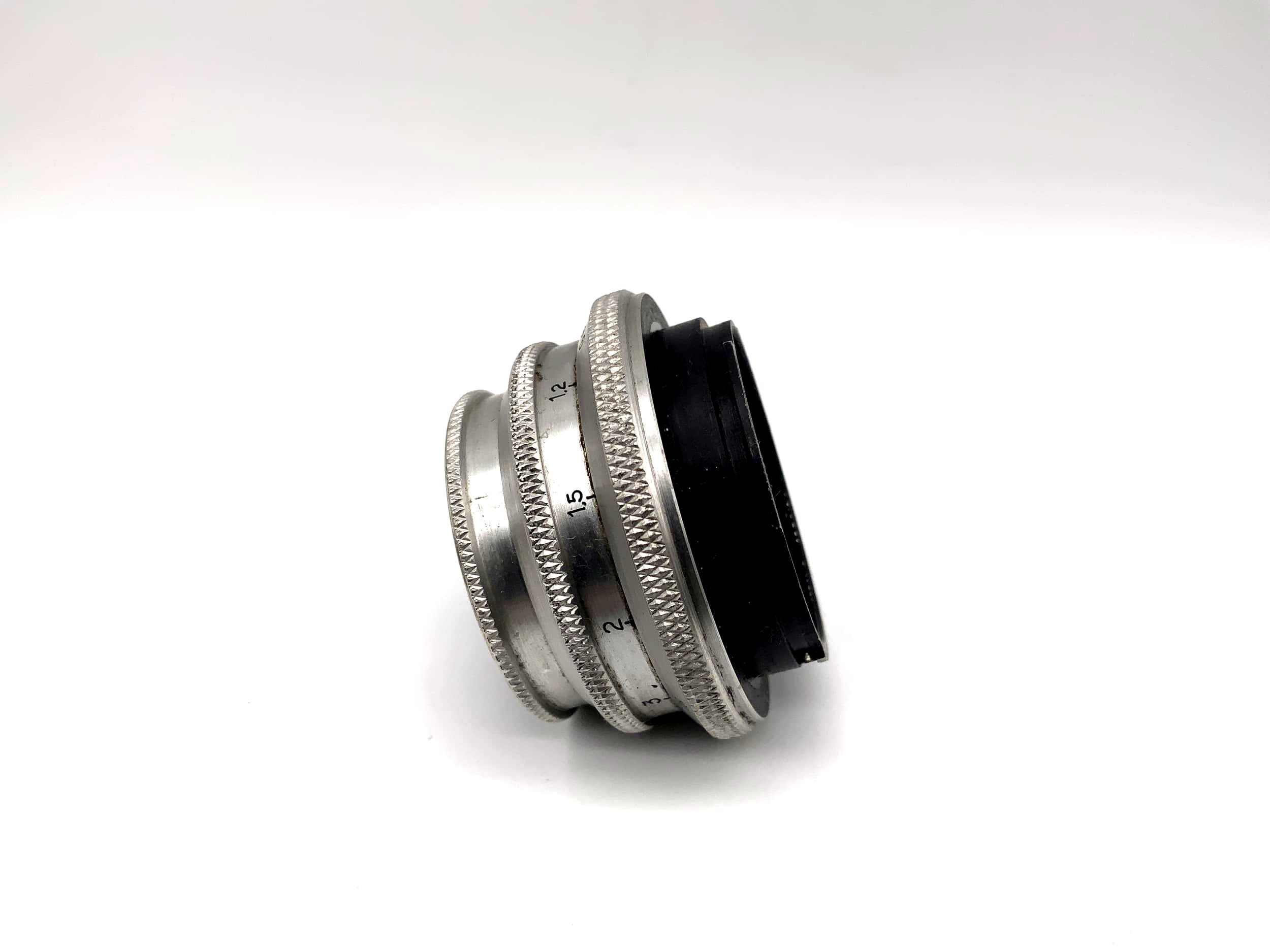 E. Ludwig 50mm 1:2.9 lens Meritar red V camera lens (Exa)