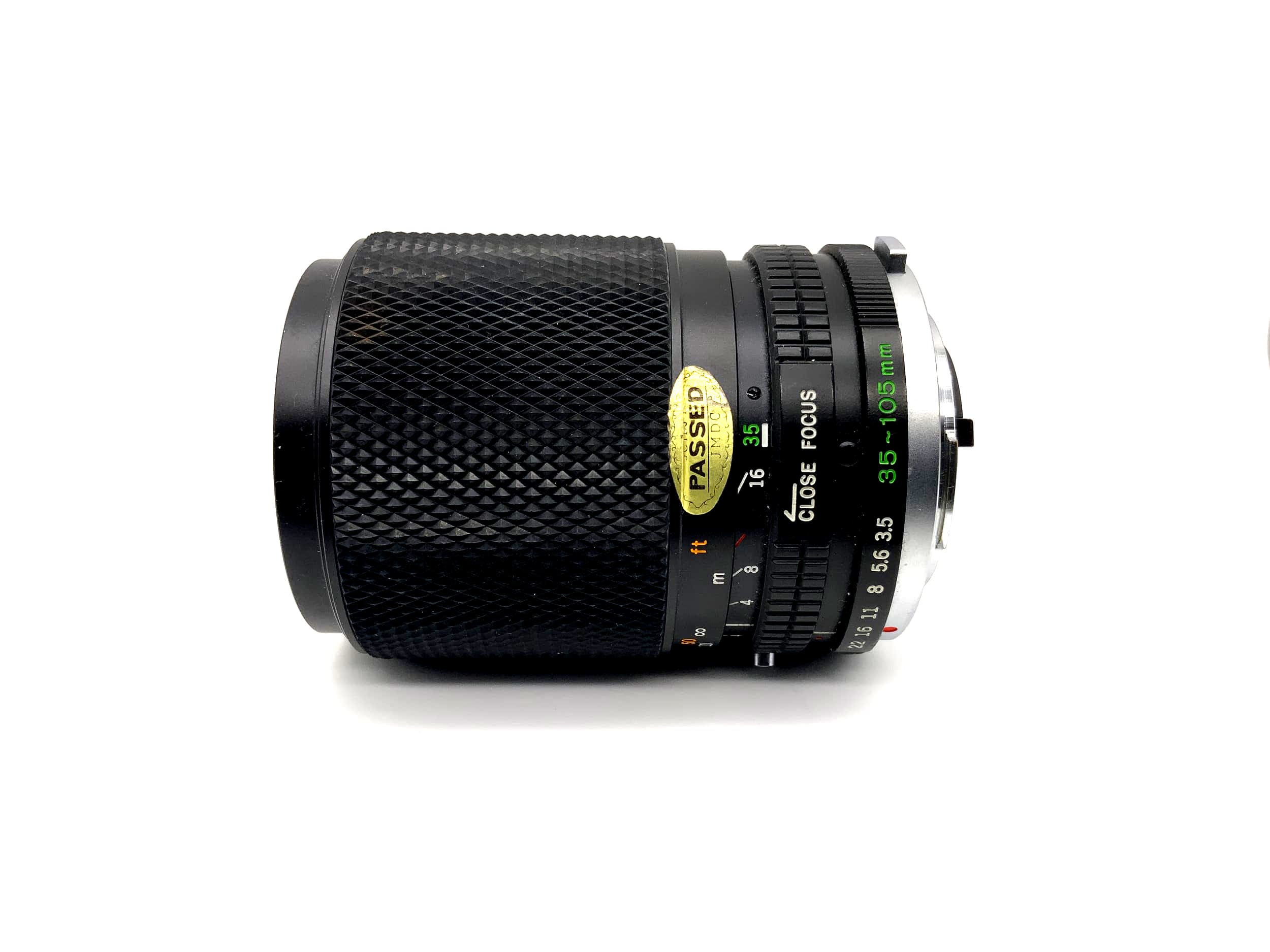 Olympus 35-105mm 1:3.5-4.5 lens OM system Zuiko Auto Zoom Lens (Olympus OM)