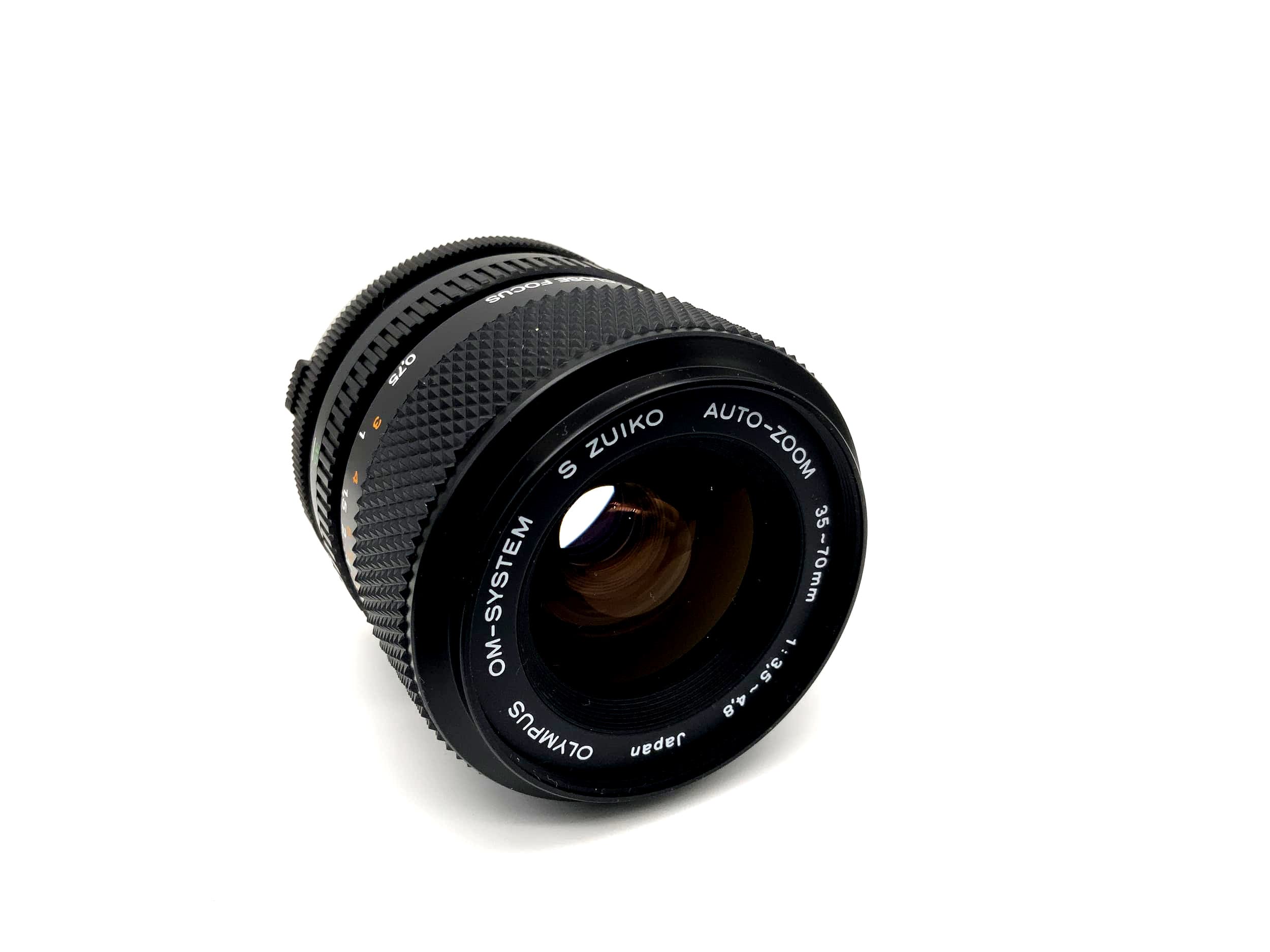 Olympus 35-70mm 1:3.5-4.8 lens OM system S Zuiko auto zoom (Olympus OM)