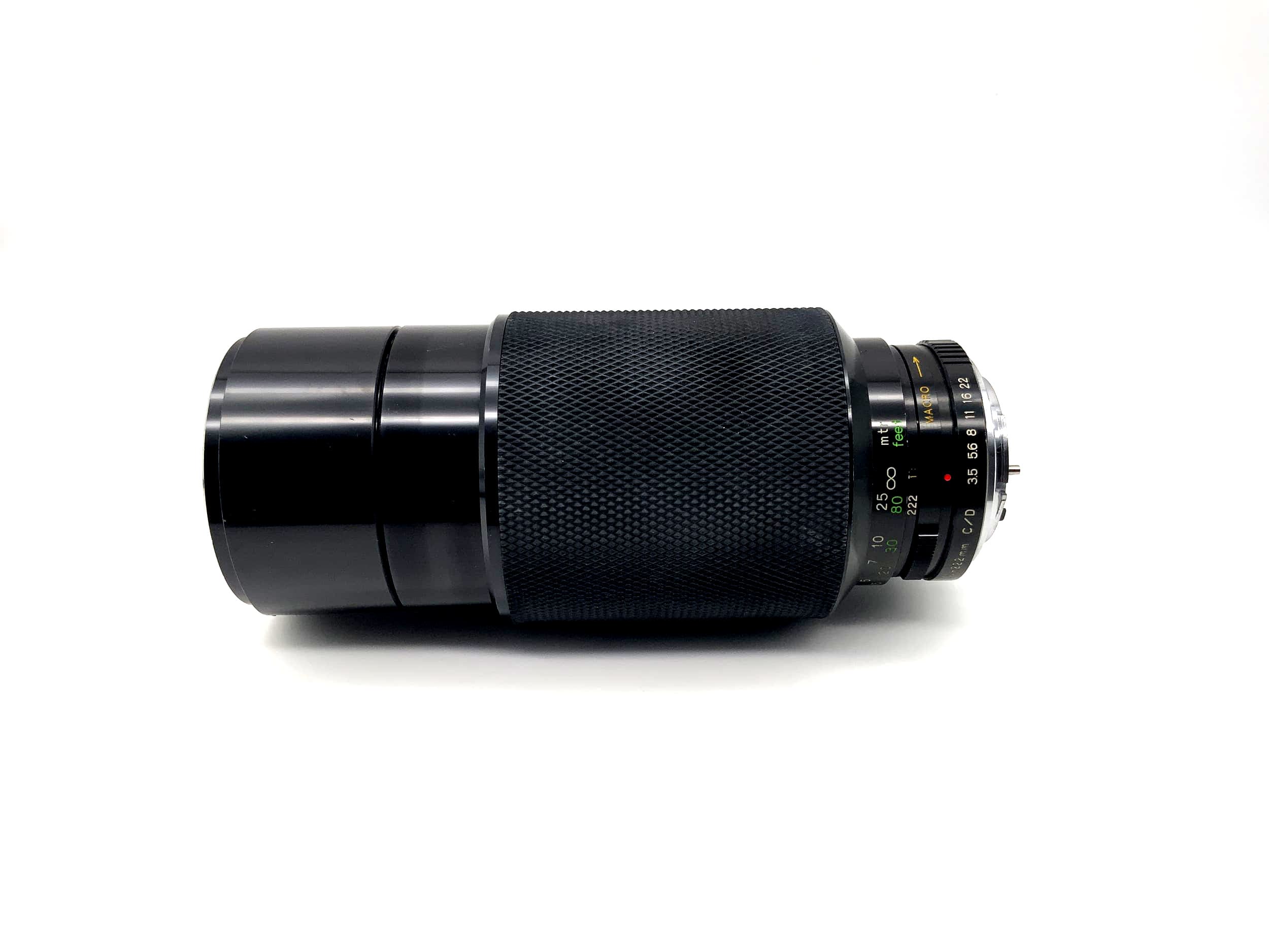 Soligor 70-222mm 1:3.5 Lens MC Auto Zoom Macro Camera Lens (Yashica/Contax)