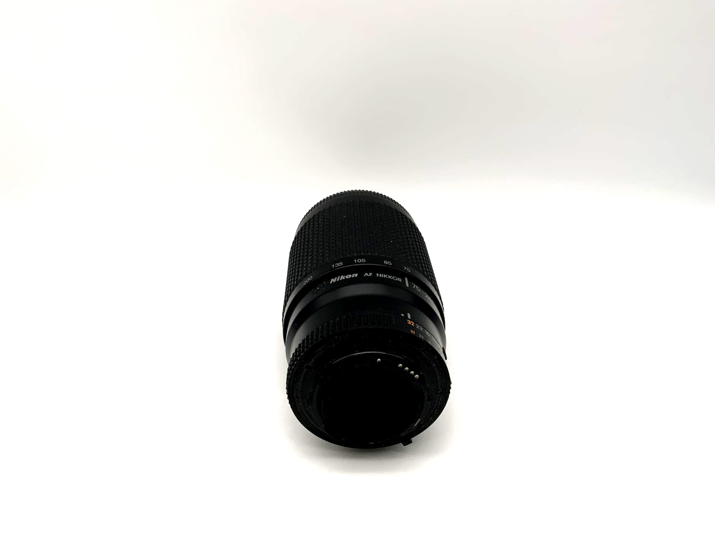 Nikon 75-240mm 1:4.5-5.6 D Lens AF Nikkor Camera Camera Lens (Nikon AF)