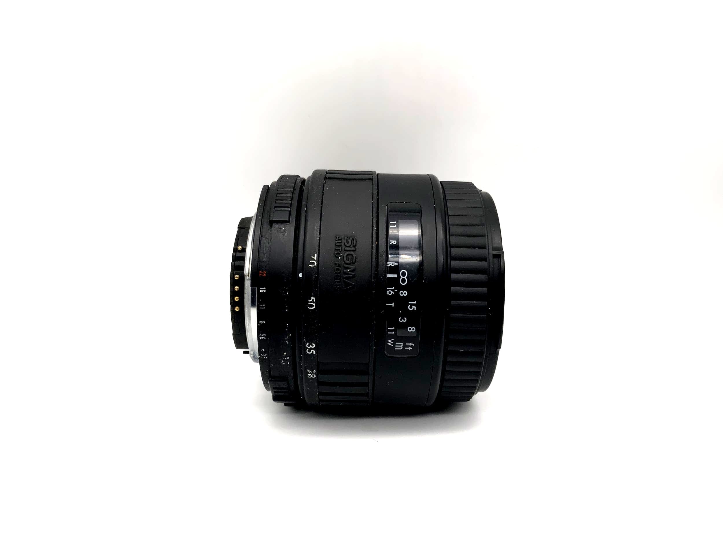 Sigma 28-70mm 1:3.5-4.5 Lens UC Zoom Multi-Coated AF Camera Lens (Nikon AF)