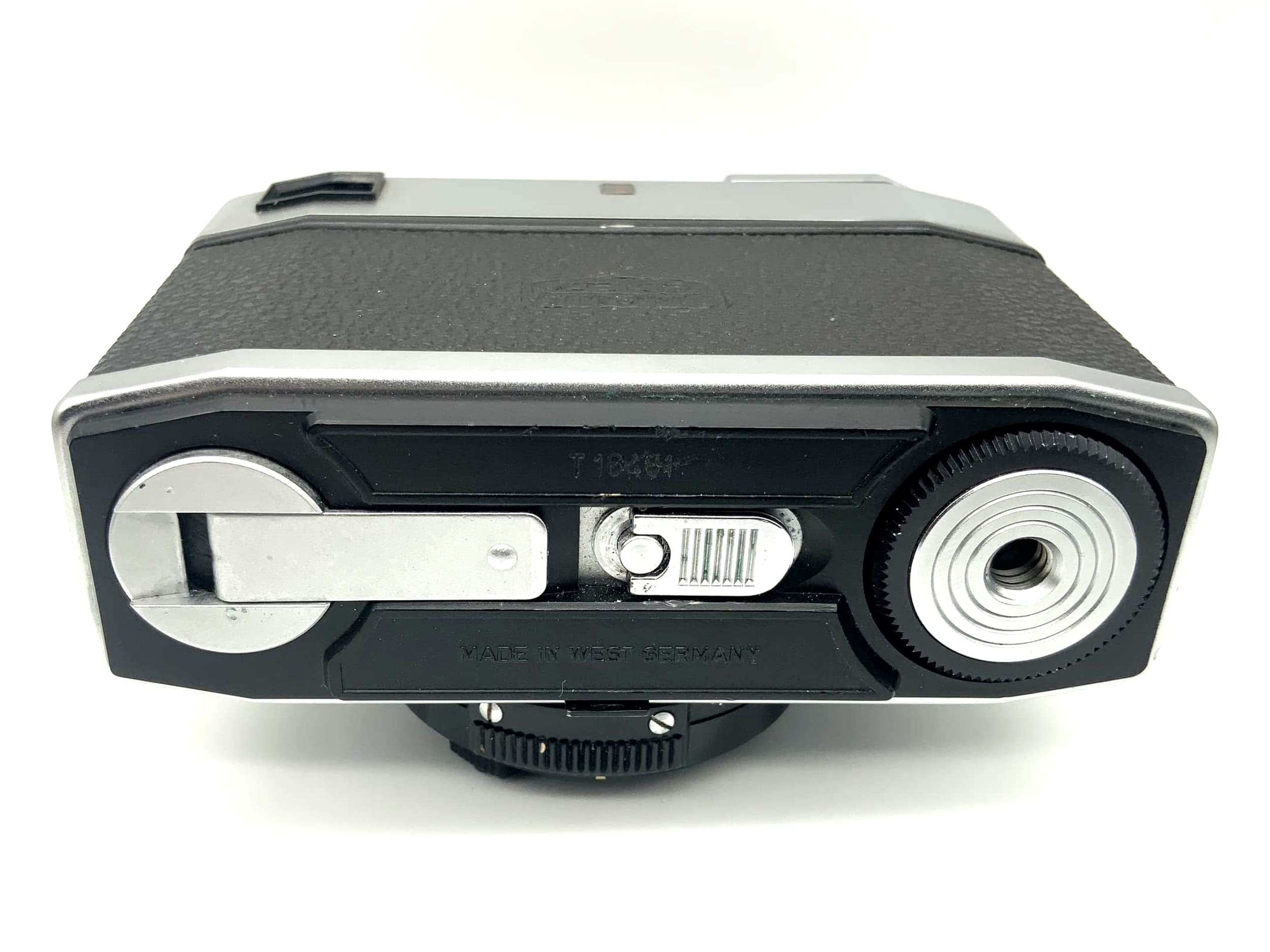 Zeiss Ikon S310 rangefinder camera with Carl Zeiss Tessar 2.8/40 Contessa electronic