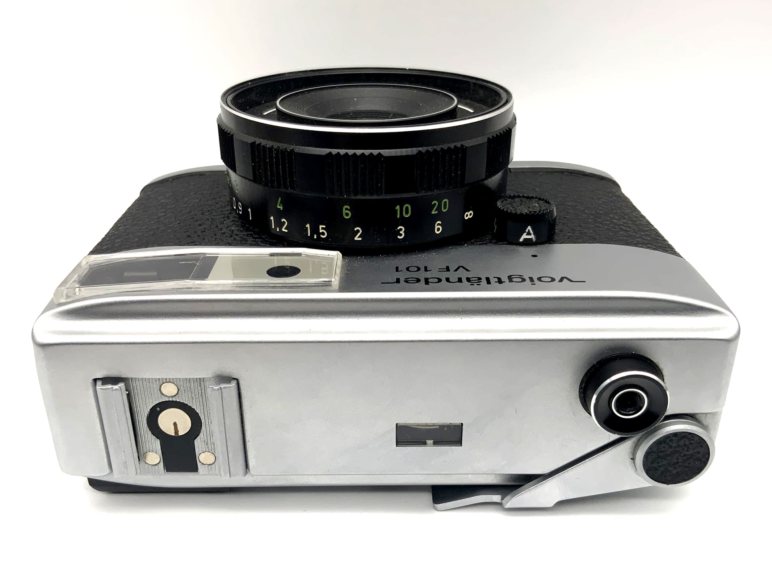 Voigtländer VF 101 rangefinder camera with Color-Skopar 2.8/40 lens