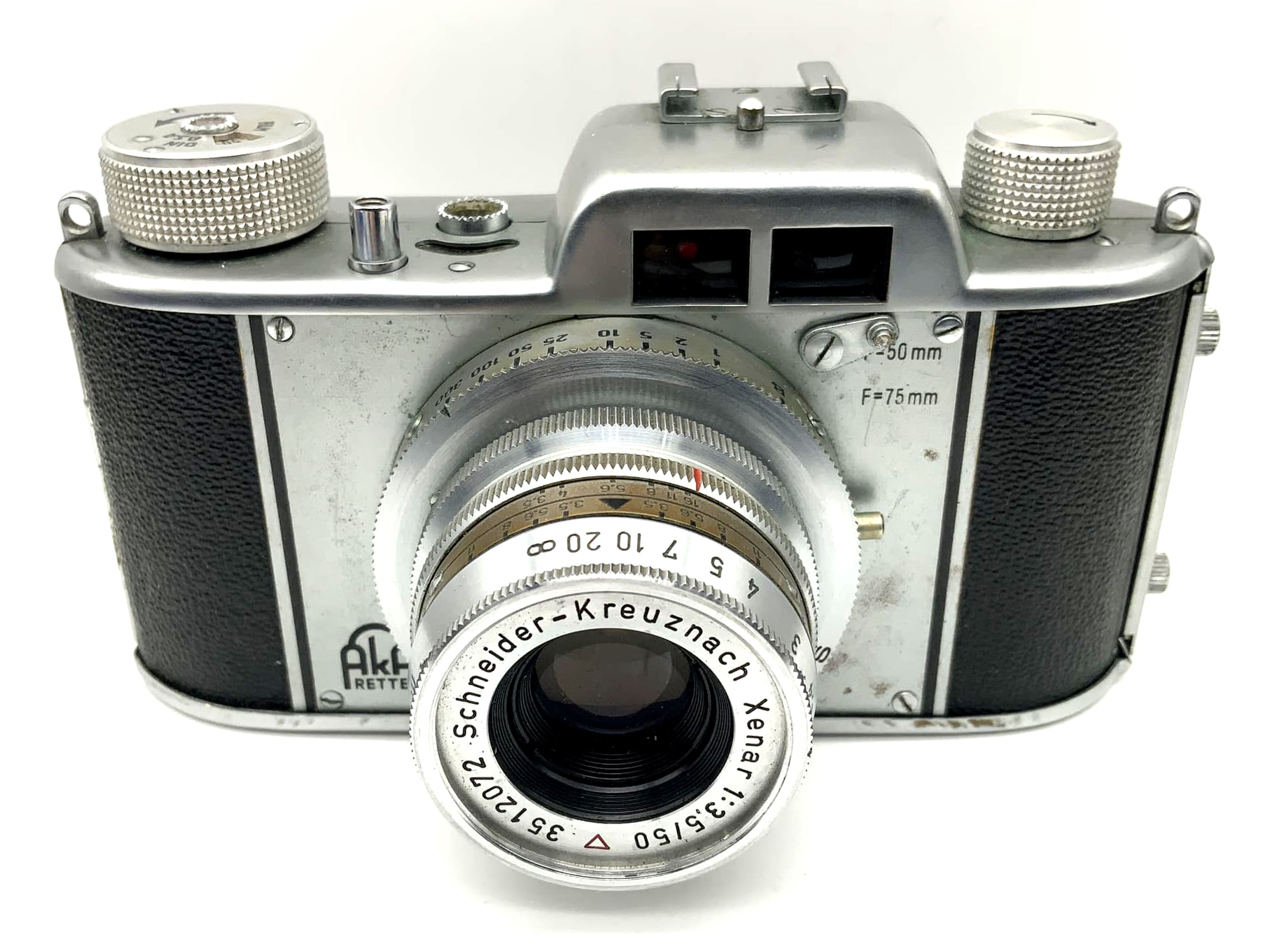 Aka Akarette viewfinder camera with Schneider-Kreuznach Xenar 1:3.5/50 Prontor-S