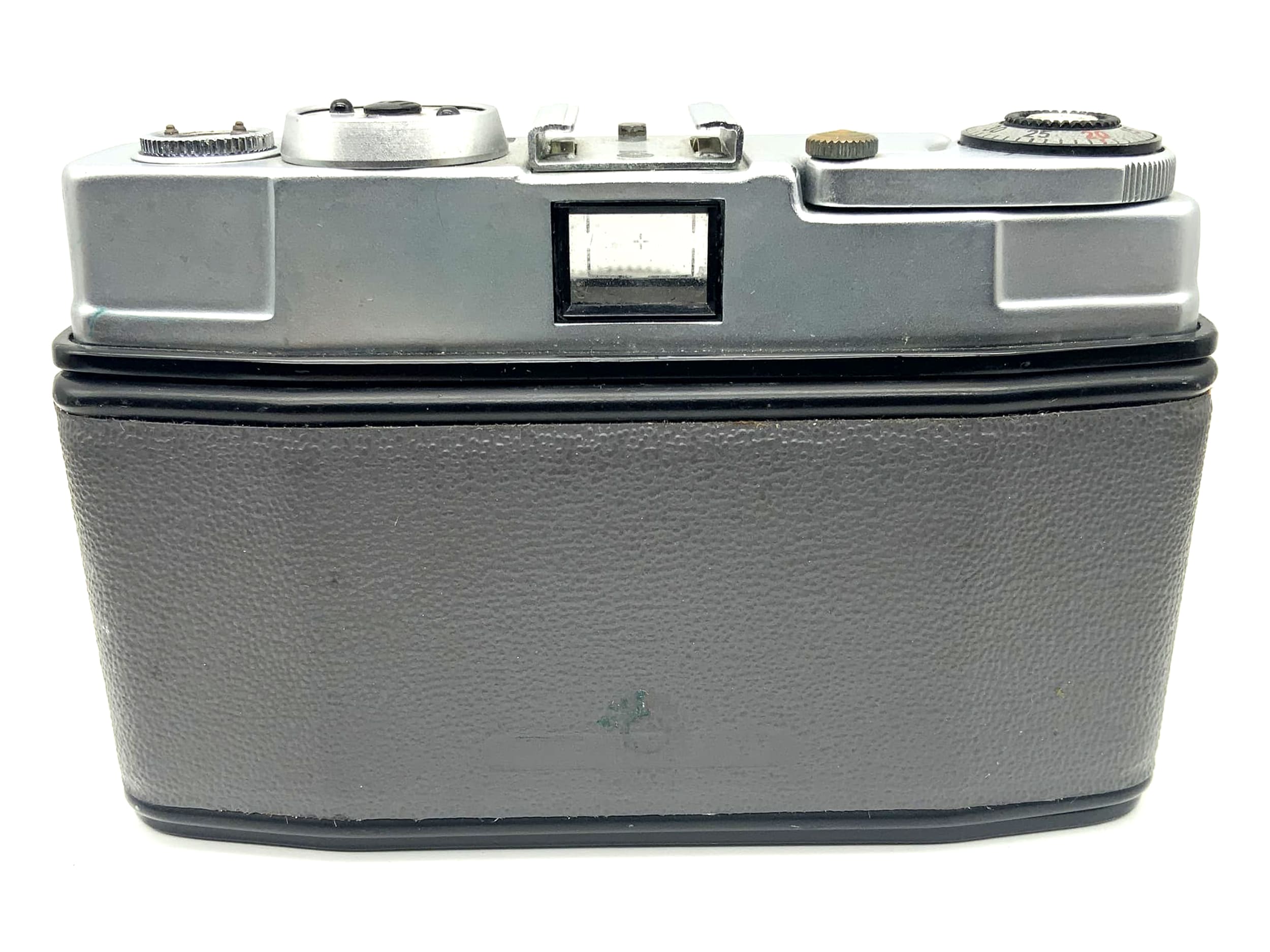 Dacora super Dignette viewfinder camera with dignar 1:2.8/45mm lens