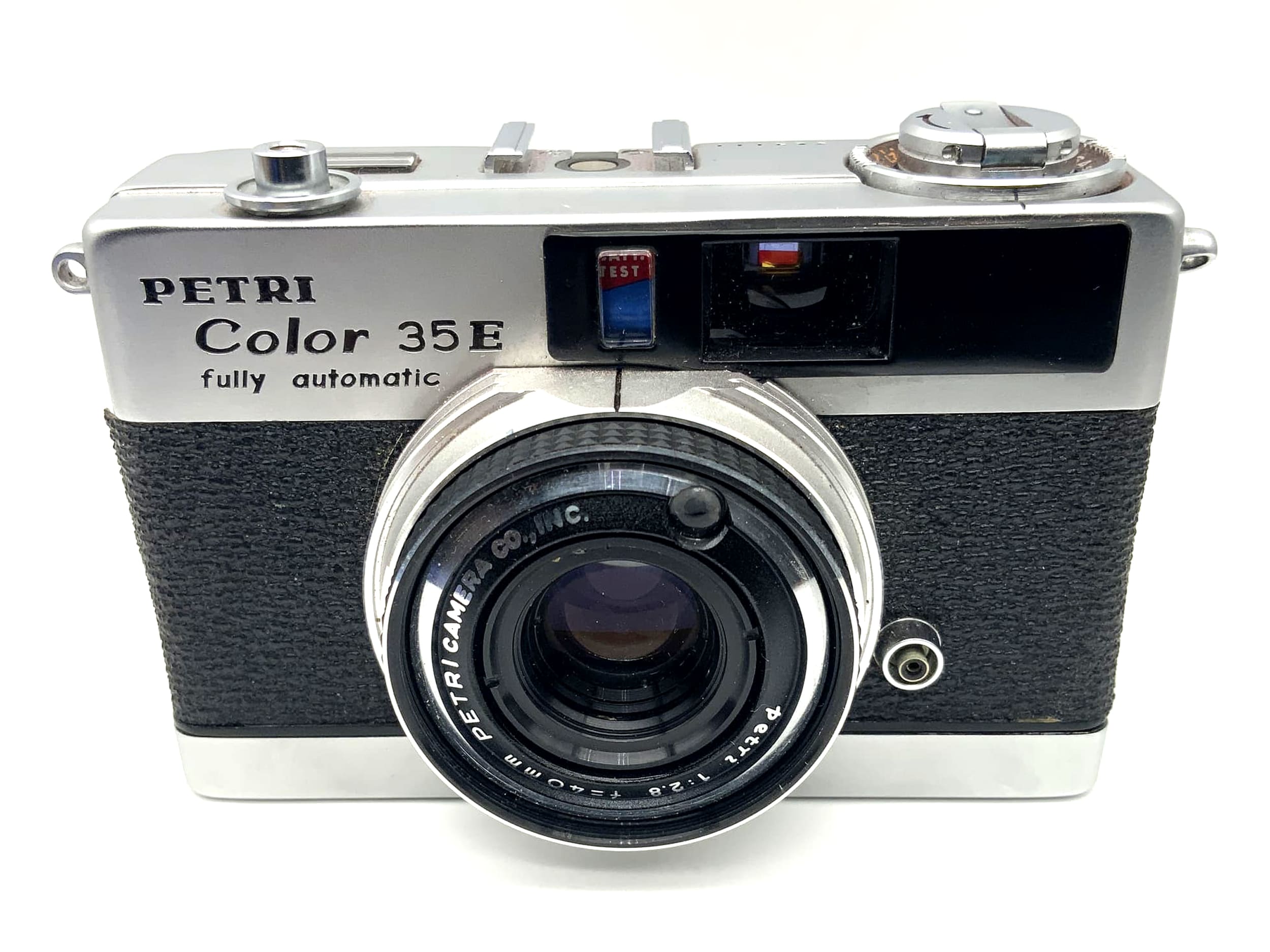 Petri Color 35E viewfinder camera with 1:2.8 f=40mm fully automatic