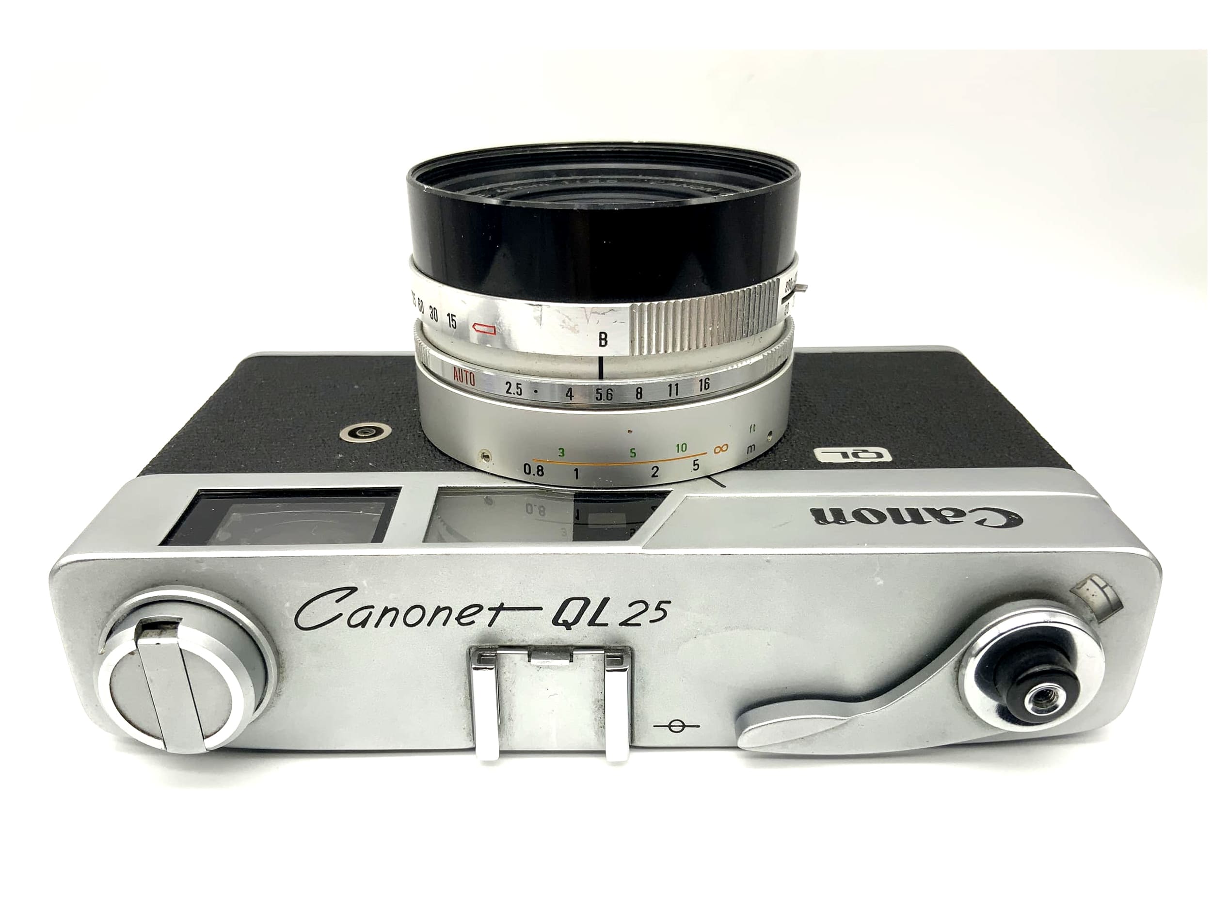 Canon Canonet QL 25 viewfinder camera with Canon Lens SE 45mm 1:2.5