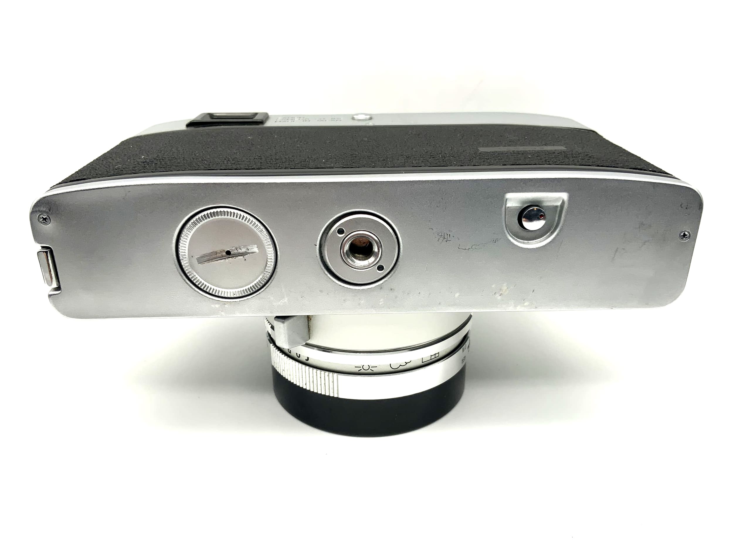 Canon Canonet QL 25 viewfinder camera with Canon Lens SE 45mm 1:2.5