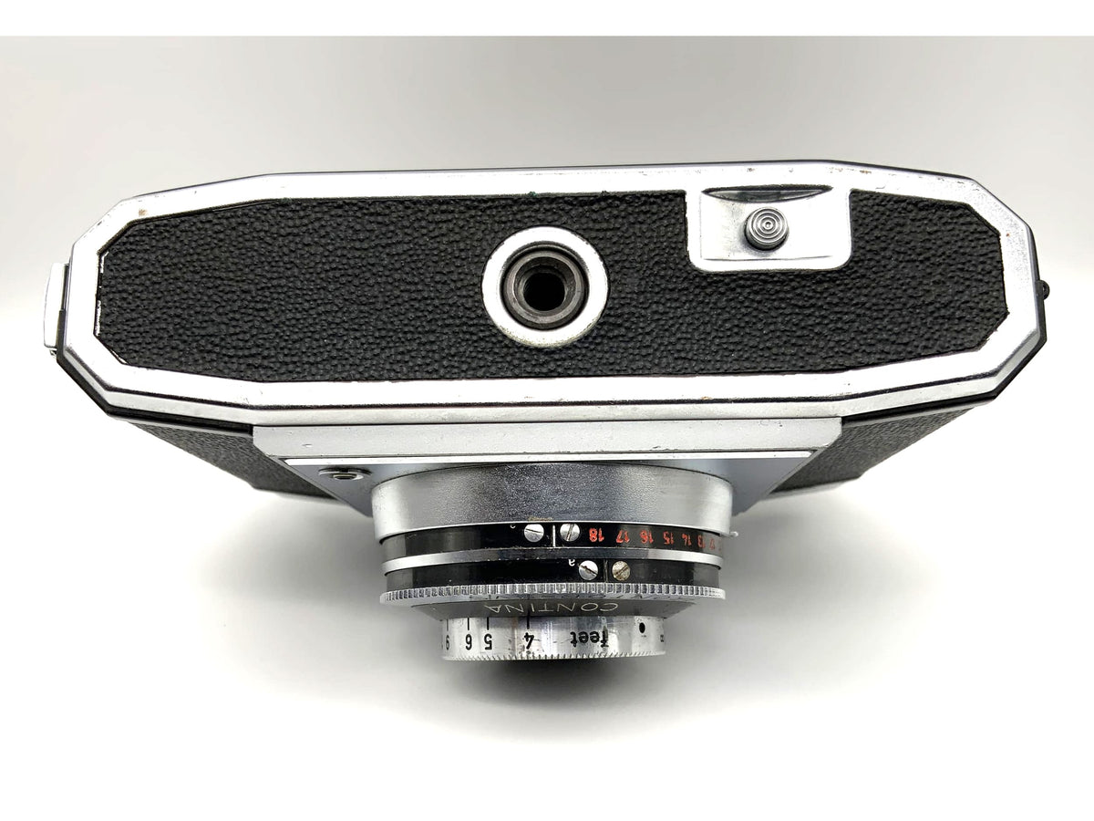 Zeiss Ikon Contina with Novicar Anastigmat 1:2.8 f=45mm 527/24 Prontor-SVS