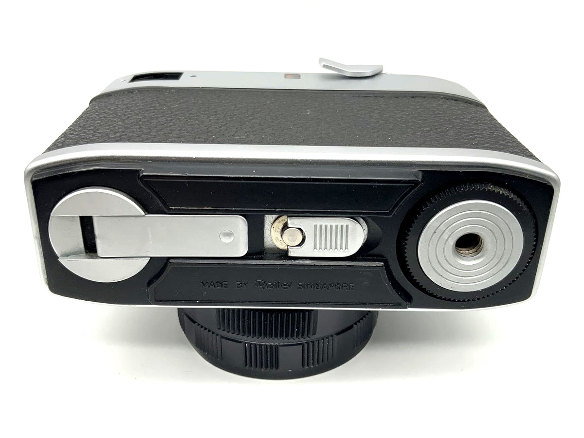 Voigtländer VF 101 viewfinder camera with Color Skopar 2.8/40 lens! Light meter defective!