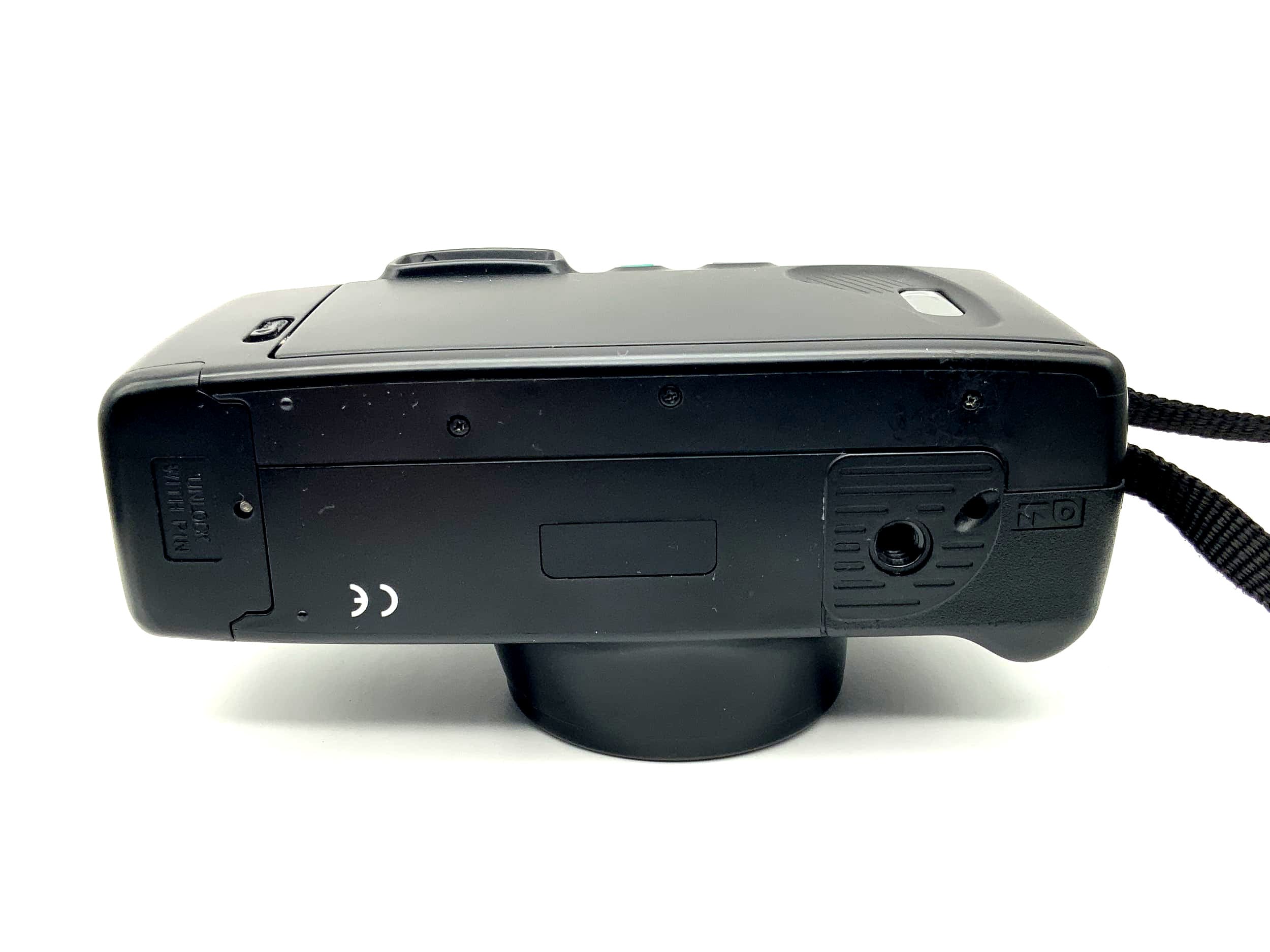 Carena Super Zoom 105 Point&amp;Shoot with 38-105mm Super Macro Zoom Lens 35mm