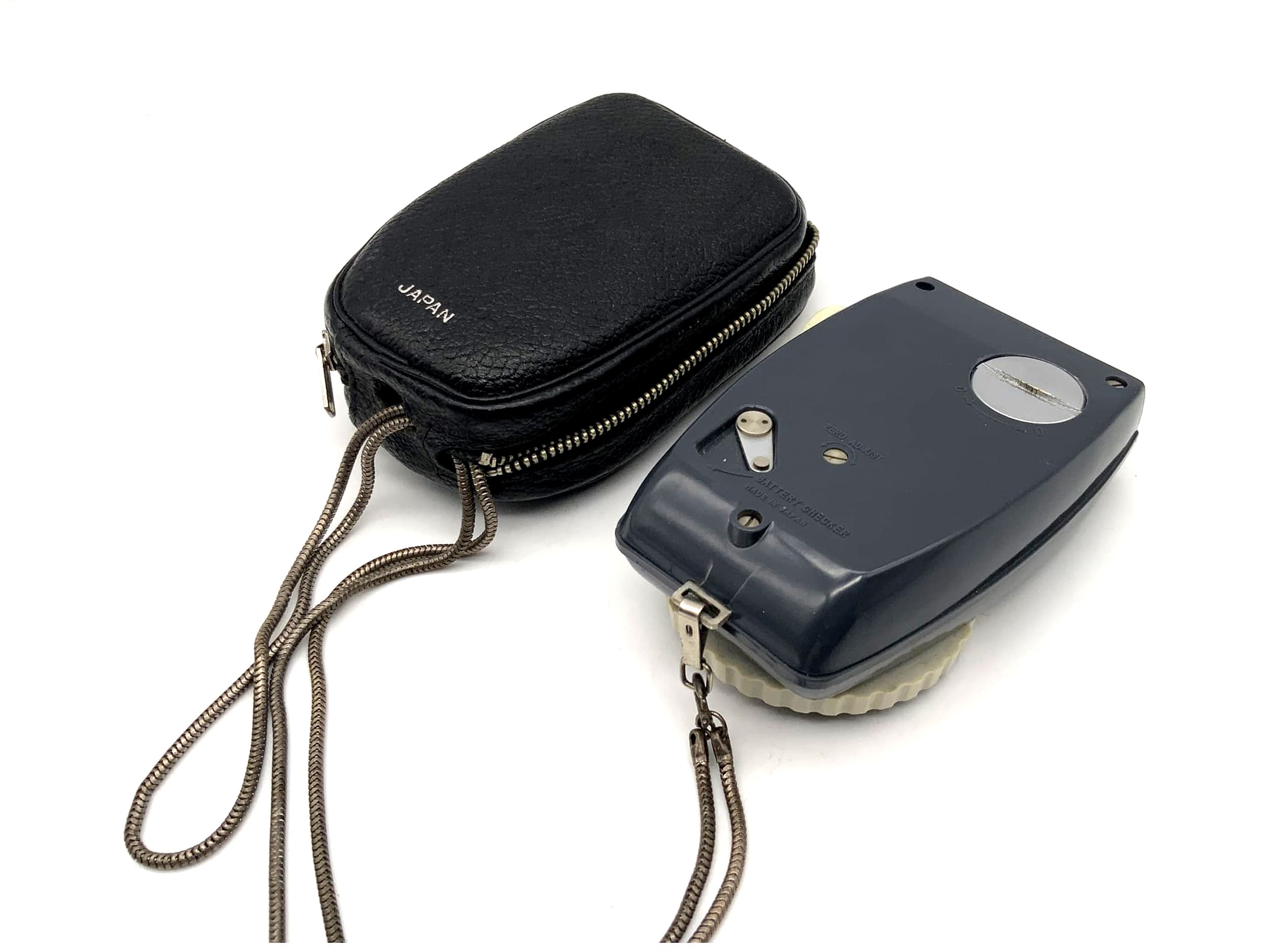 Revue Model 65 exposure meter with case, light meter
