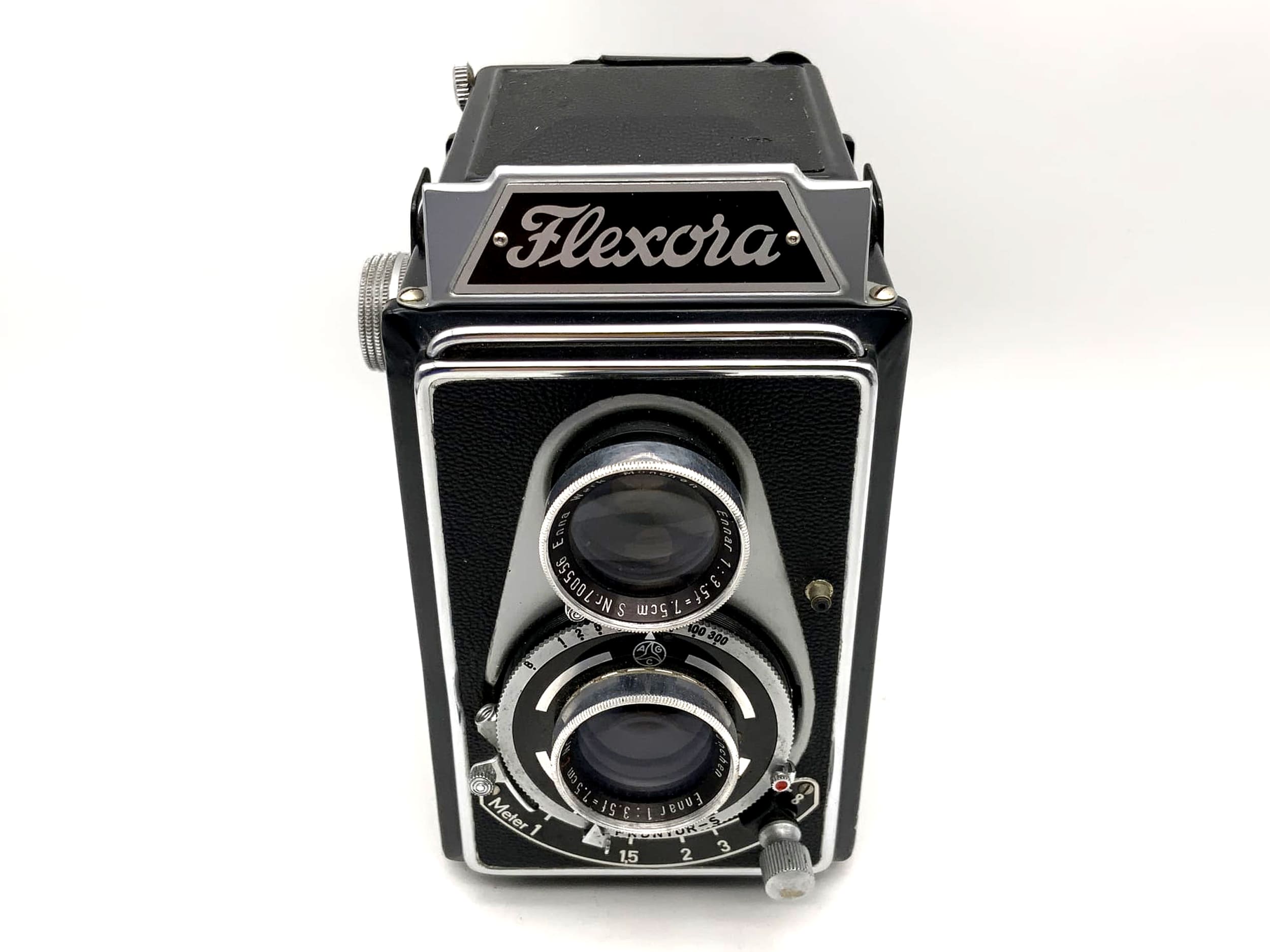 Lipca Flexora TLR with Enna München Ennar 1:3.5 f=7.5cm Prontor-S 6x6