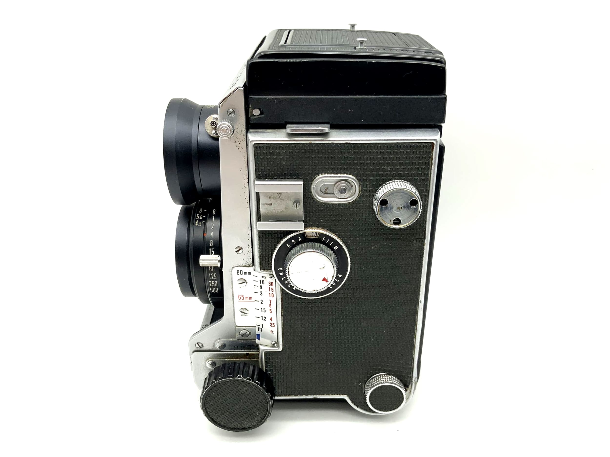 Mamiya C3 professional TLR with Mamiya Sekor 4.5/55mm 6x6 housing, drop damage