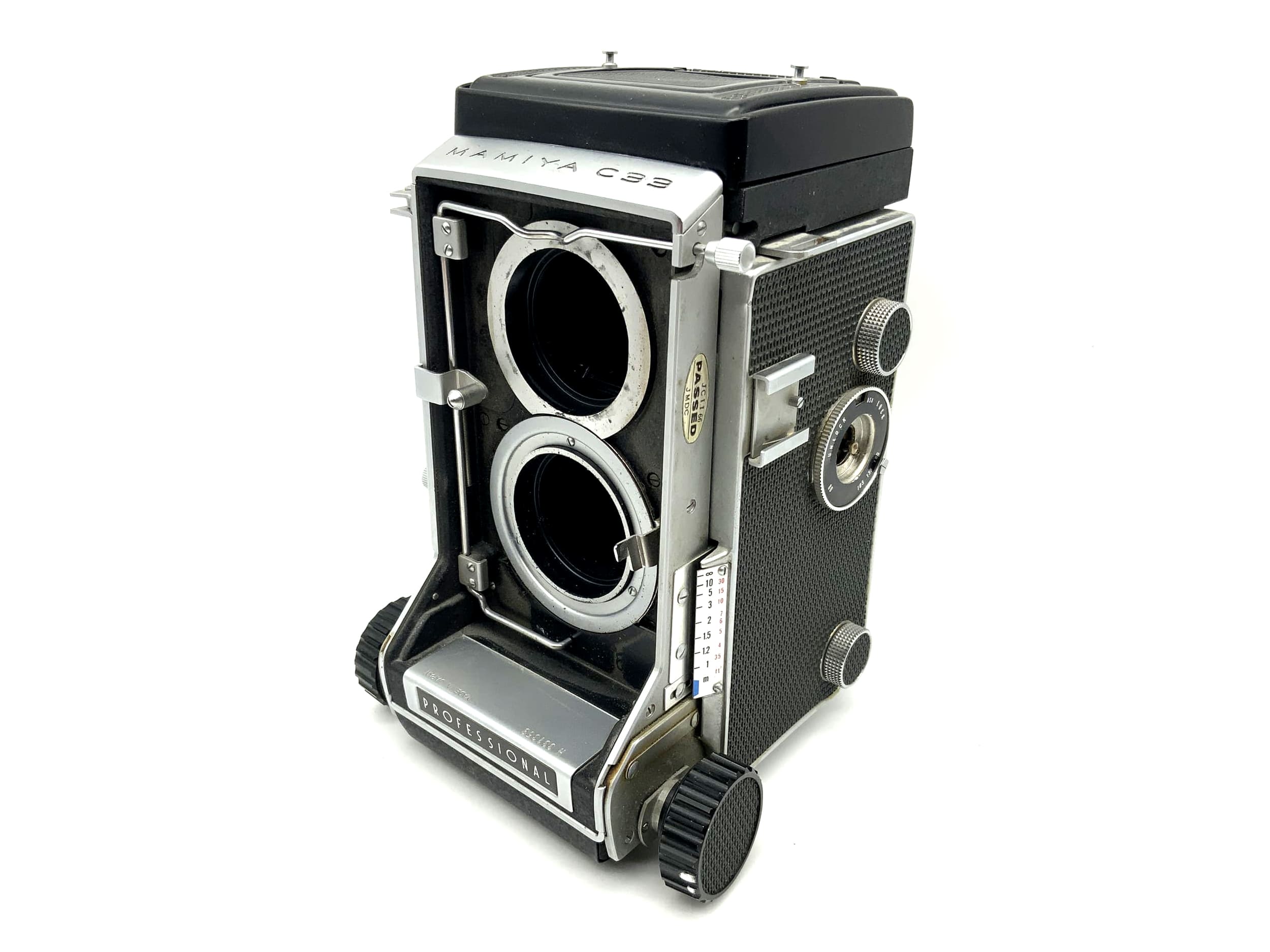 Mamiya C33 professional TLR 6x6 body, drop damage, twin-lens reflex camera